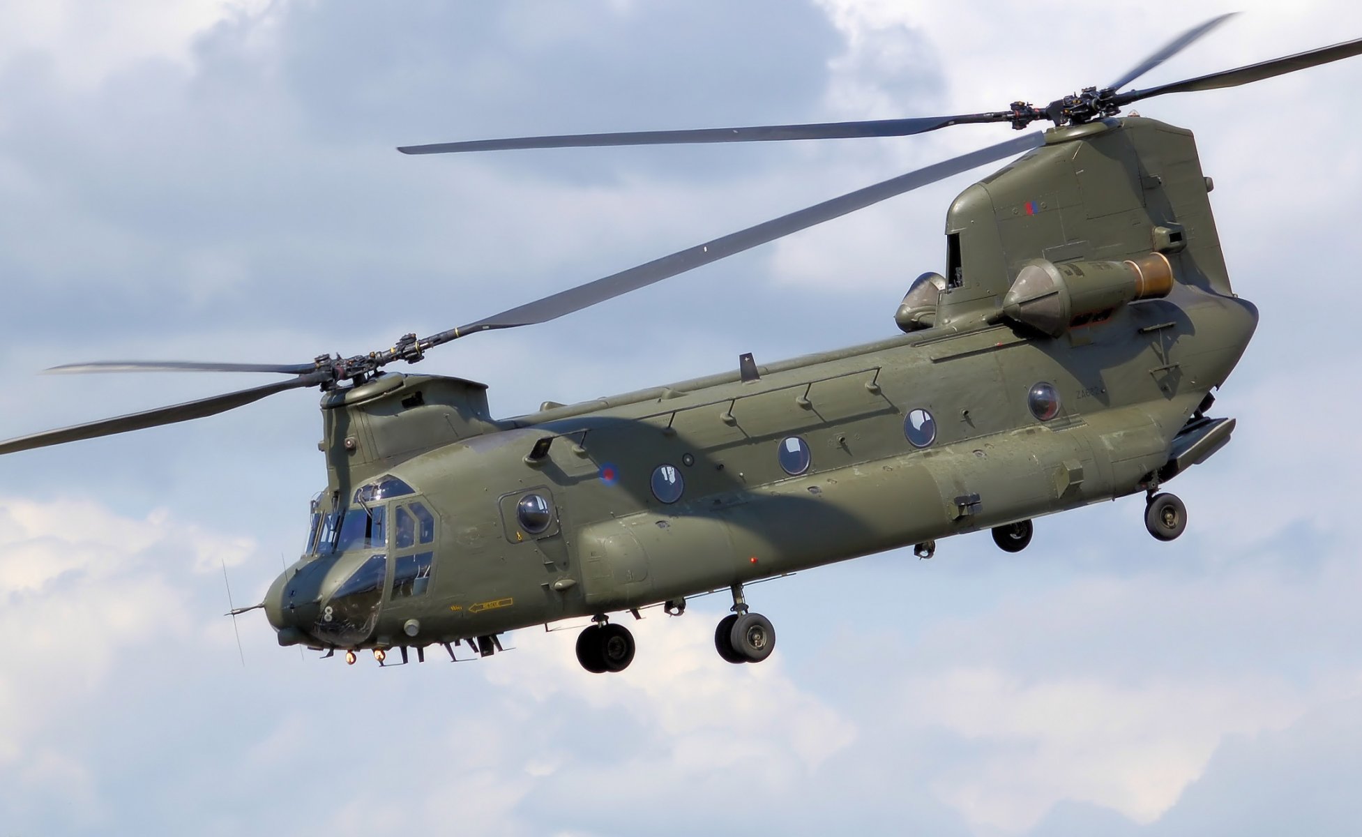 hélicoptère boeing ch-47 chinook ch - 47 chinook américain militaire transport longitudinal schéma