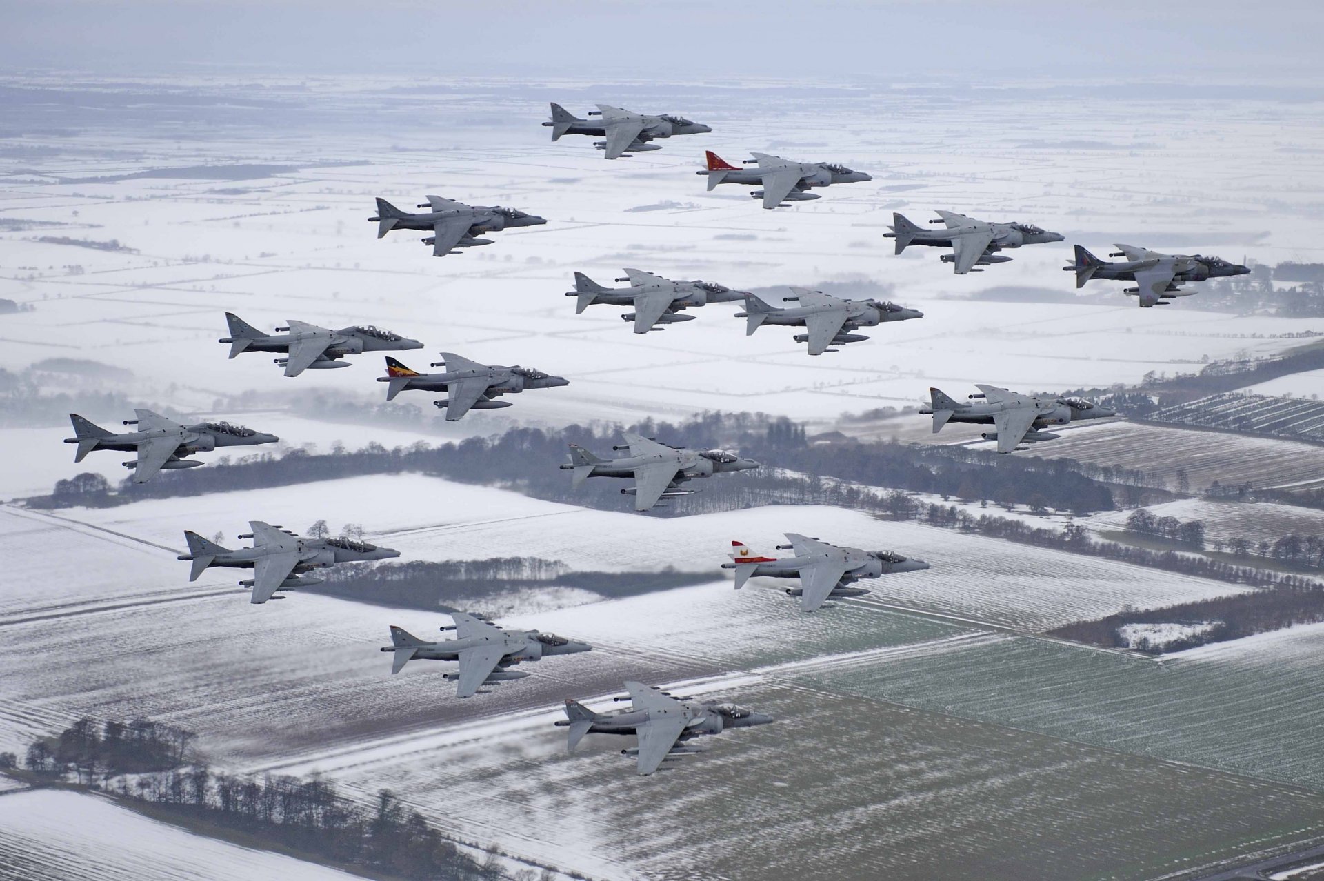 mcdonnell douglas av-8b harrier sturmtruppen kampfjets viele fliegen