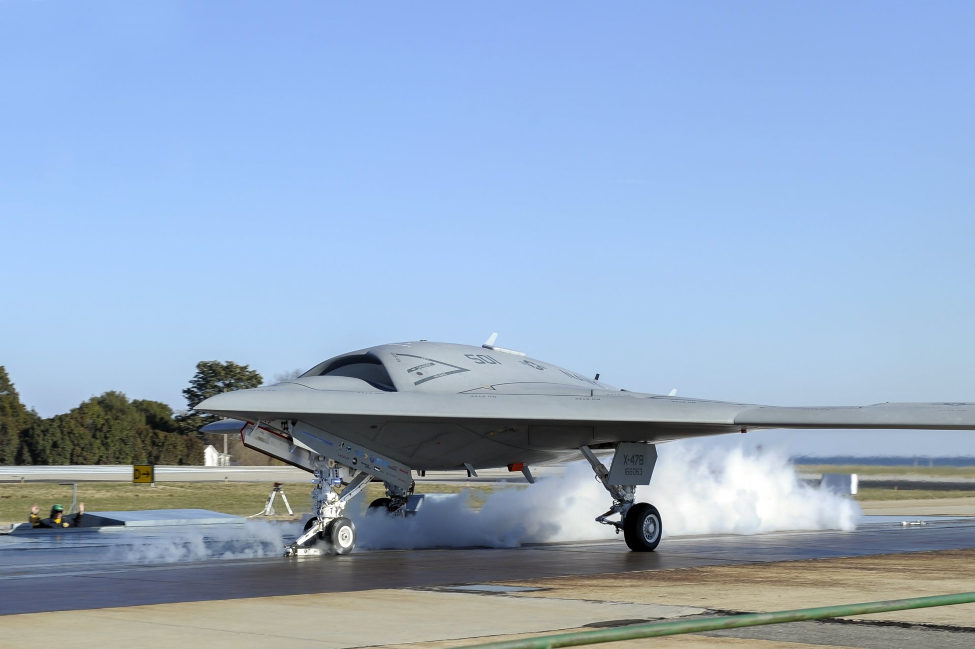 x-47b pegasus amerikanisch drohne kampf flugzeug