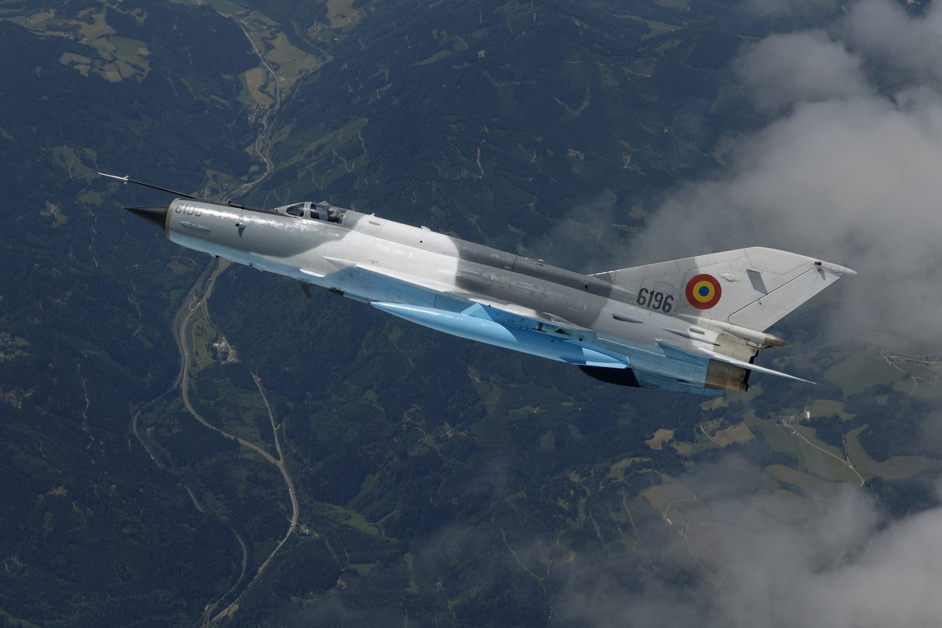 mikoyan e gurevich mig 21 professioni prima linea combattente volo nuvole vista dall alto