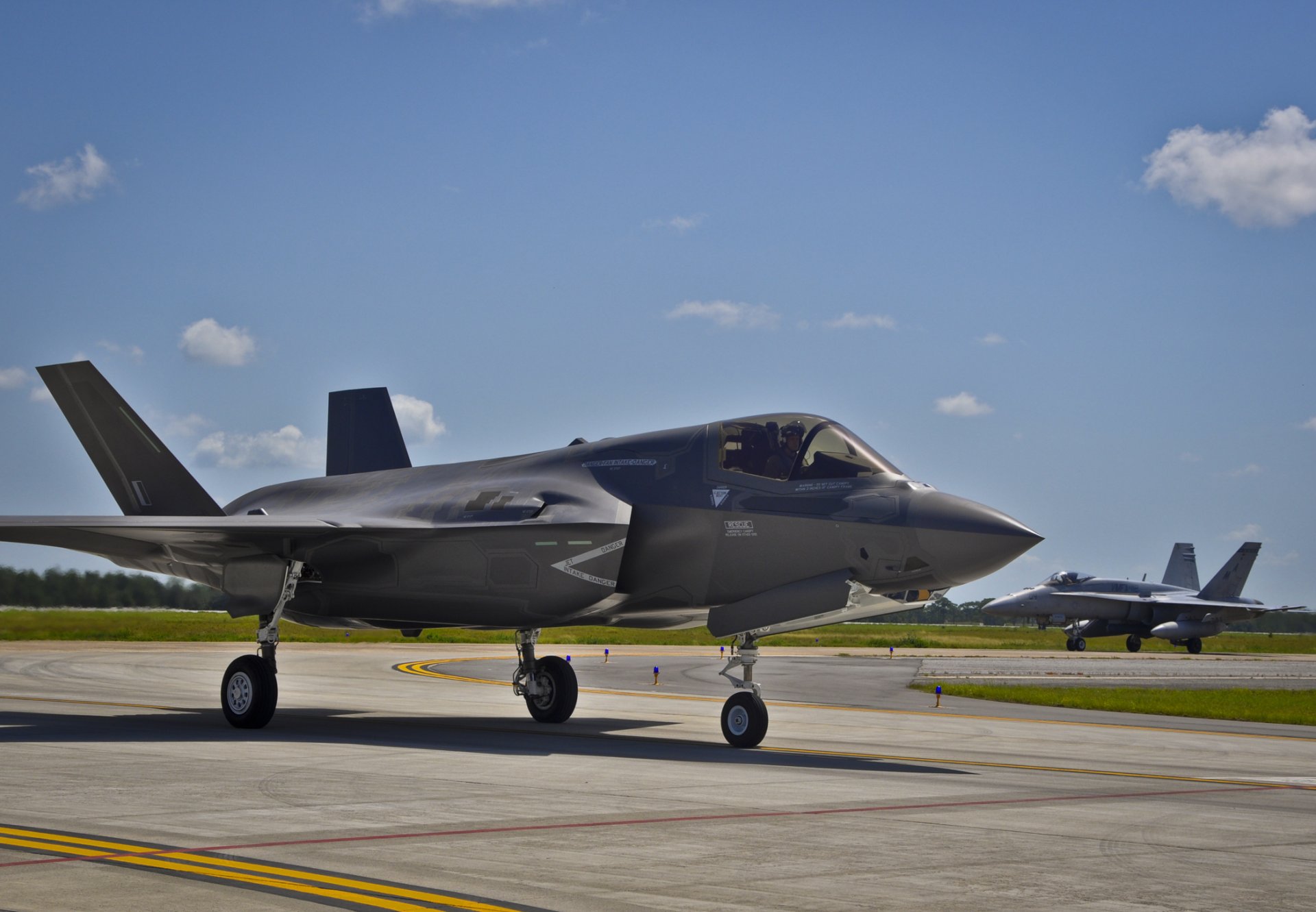 f-35 lightning ii chasseur-bombardier us air force