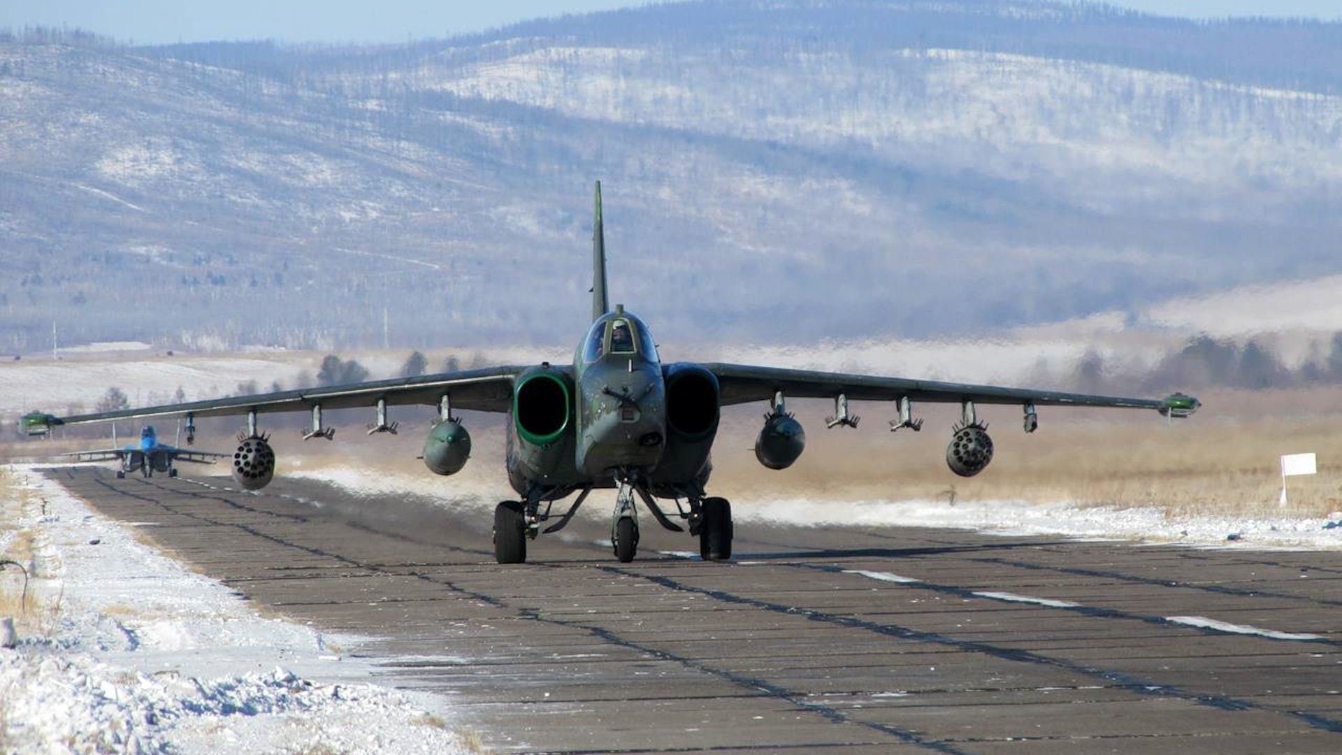 su-25 frogfoot grach mig-29 flugplatz