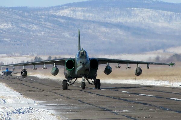 MIG-29 en la pista