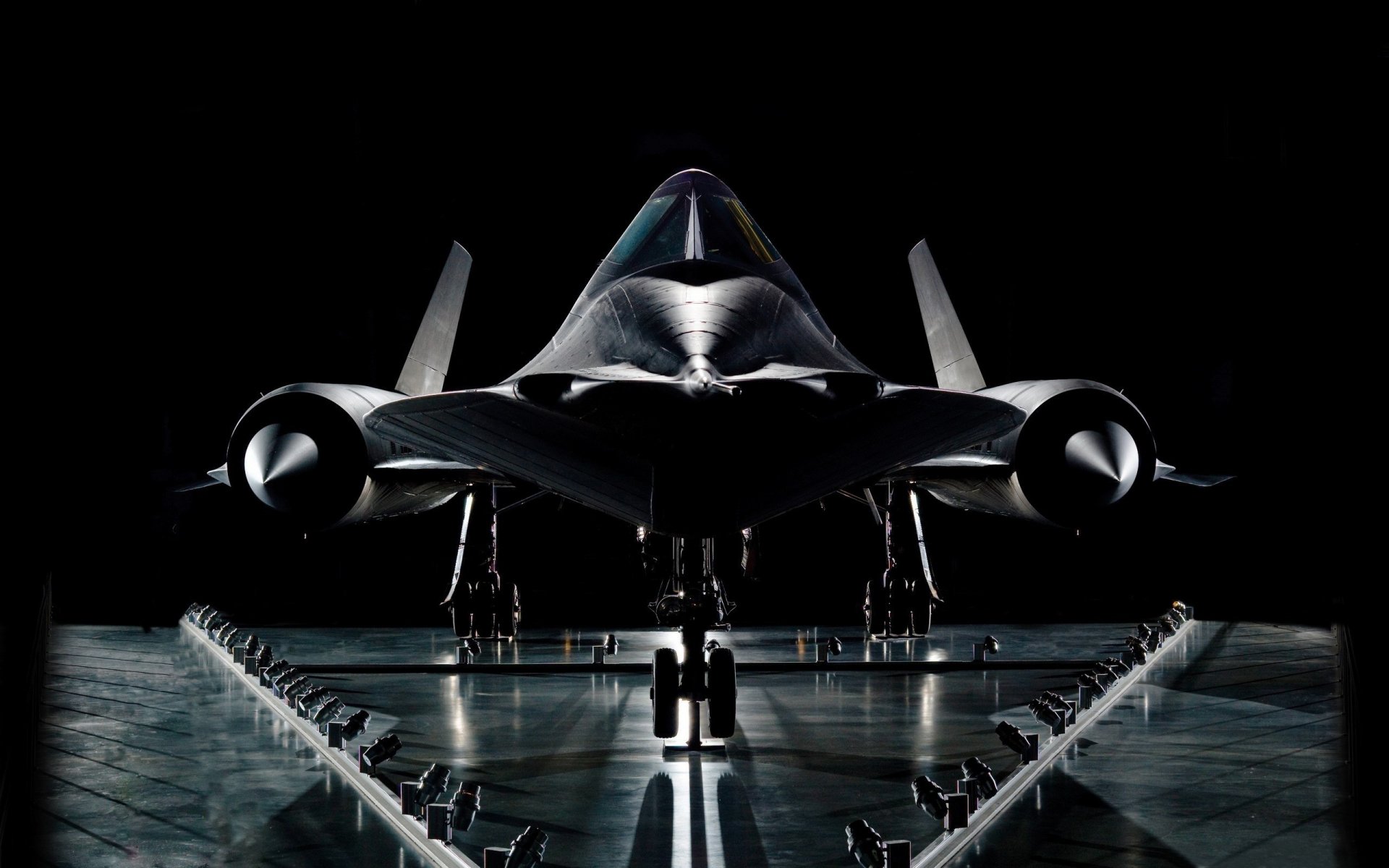 aviation avion roues fond noir turbine lockheed sr-71