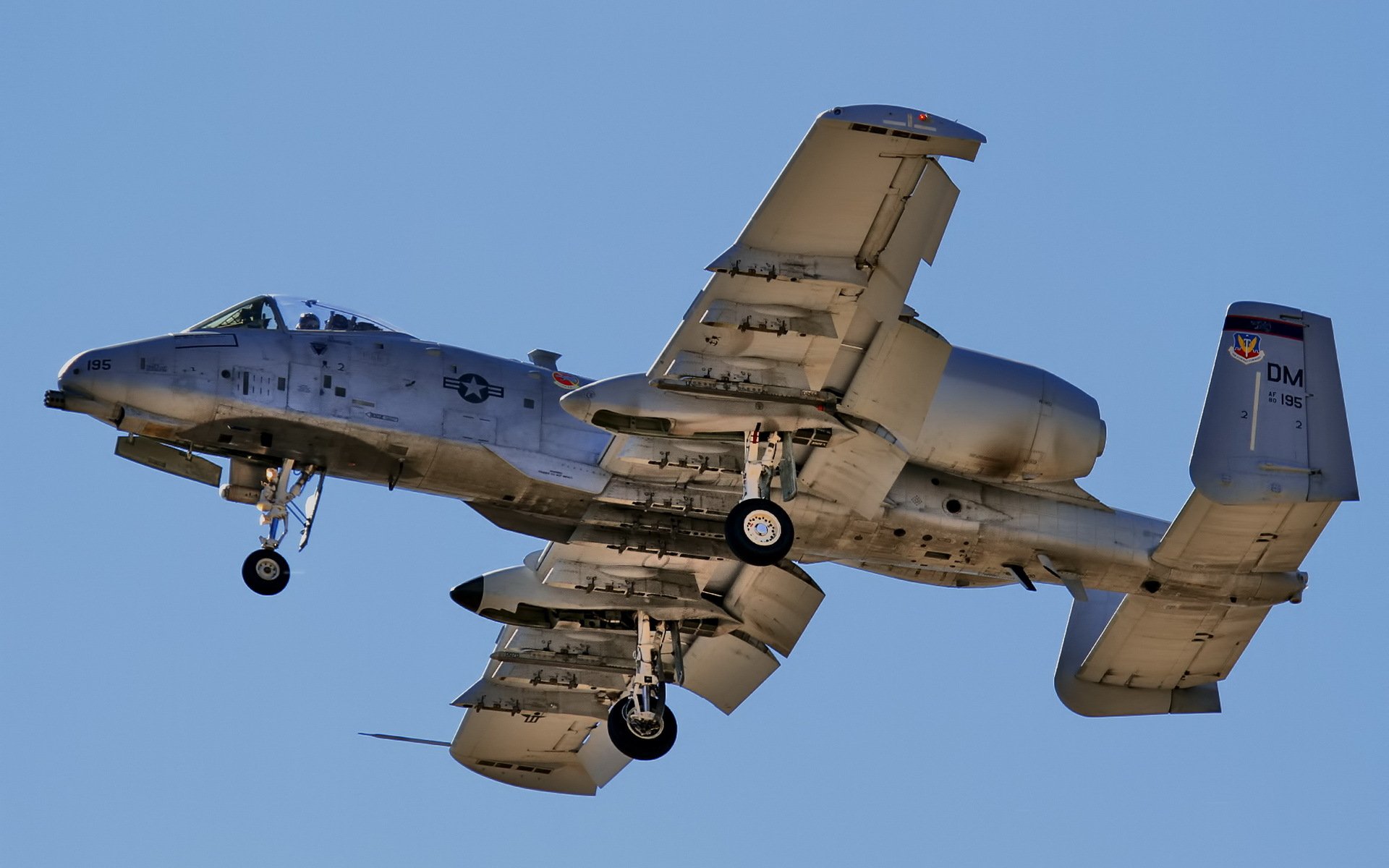 a-10 thunderbolt flugzeug waffe