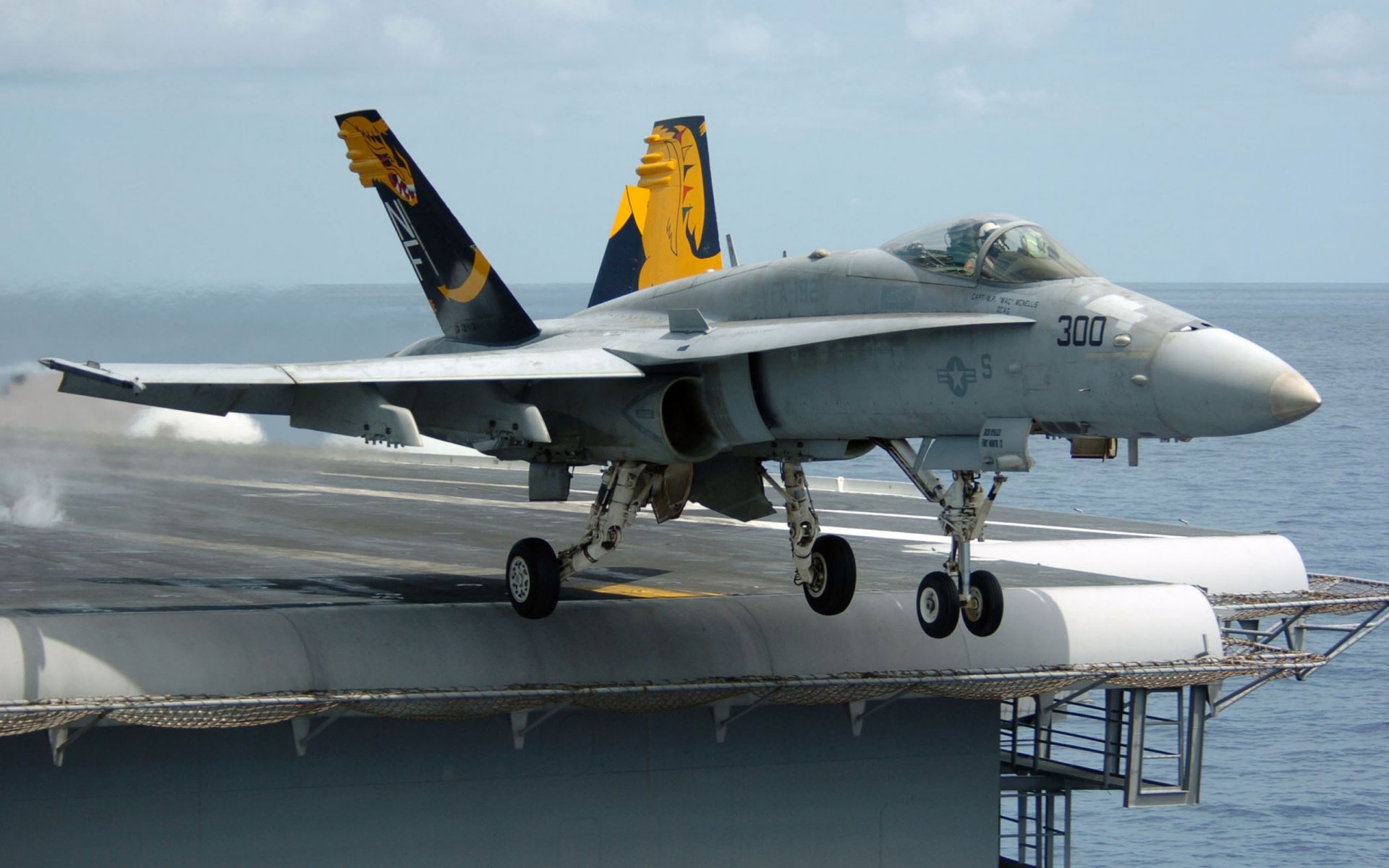 f-18 super hornet caza despegue portaaviones