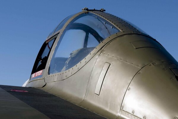 Cockpit des Militärflugzeugs Lockheed p38