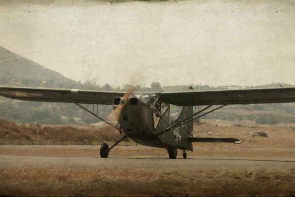 Un fond sombre représente le décollage de l avion