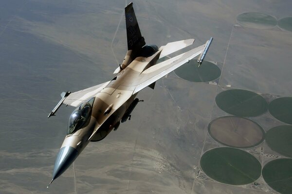 F-16 fighter aircraft at altitude