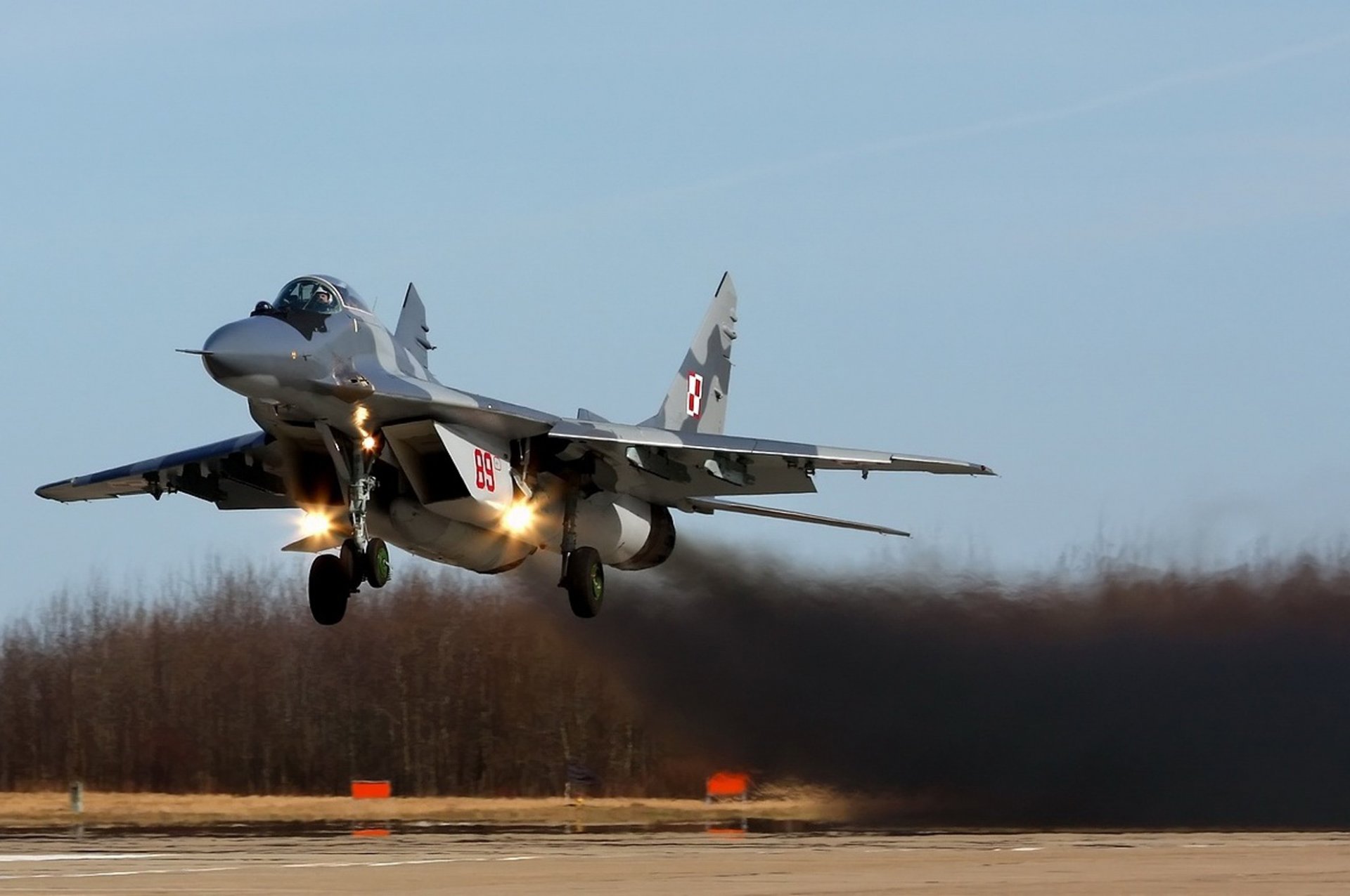 mig-29 décollage chasseur