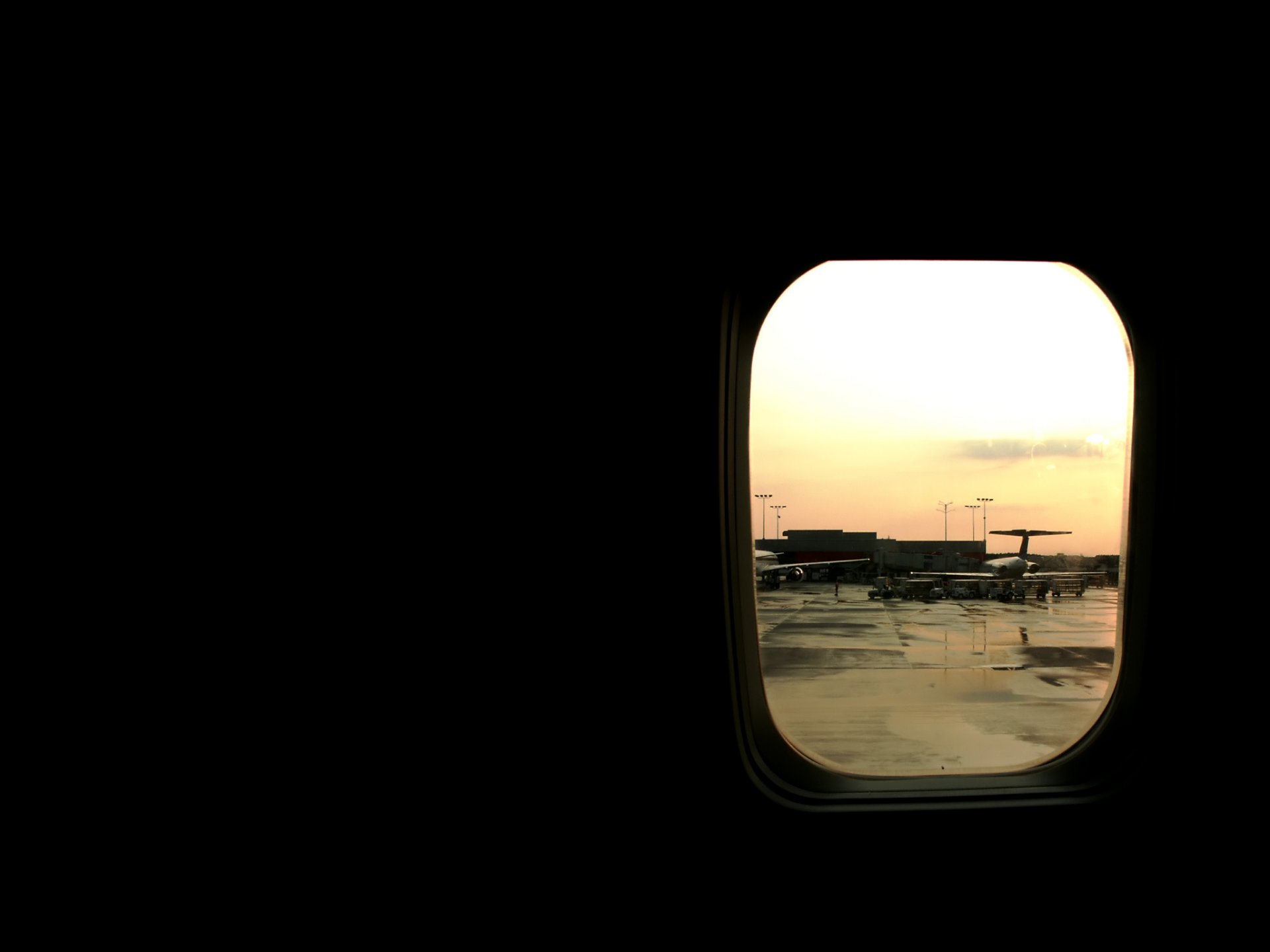 window plane airport