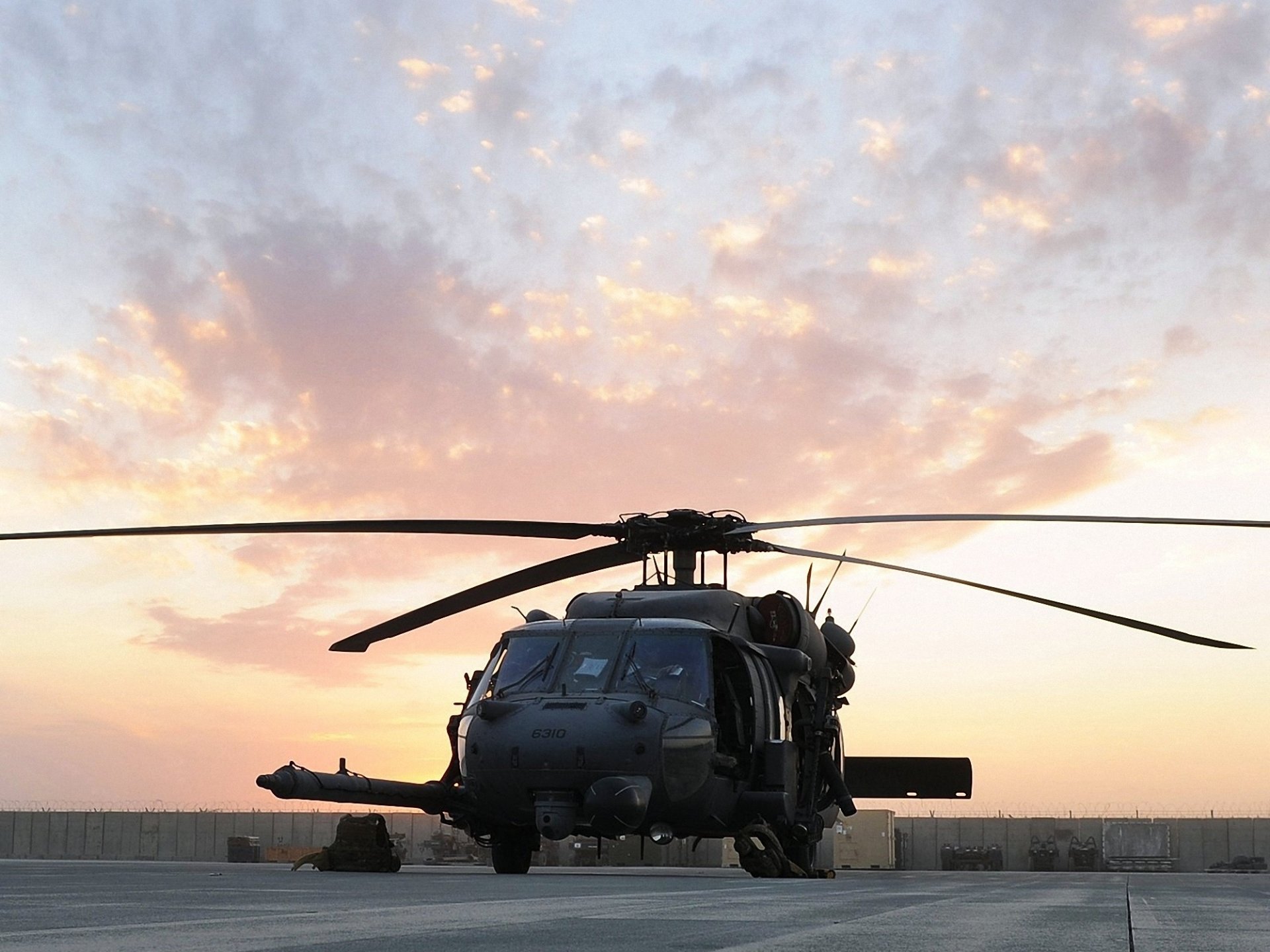 hh-60g pave hawk sh-60 lame sikorsky cielo tramonto