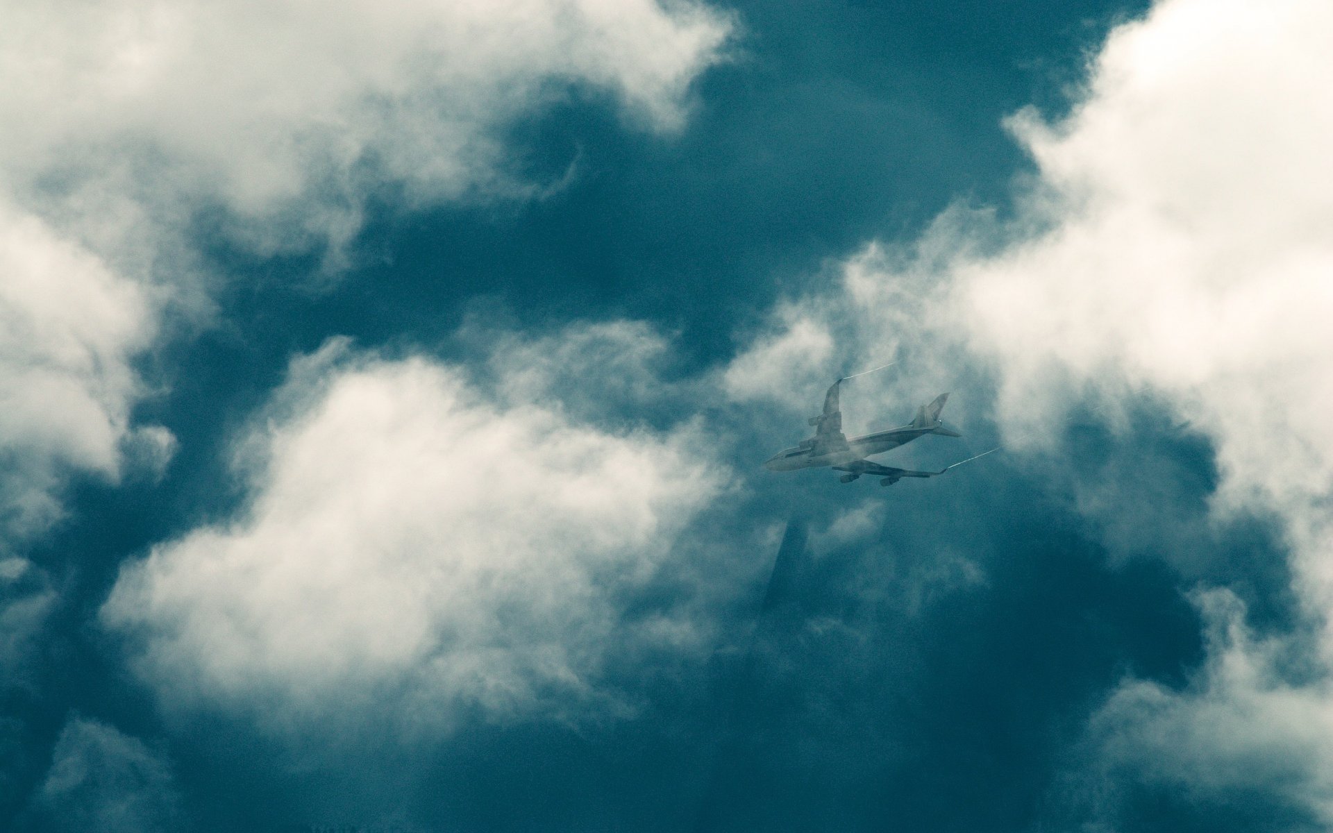 cielo nuvole aereo pennacchio