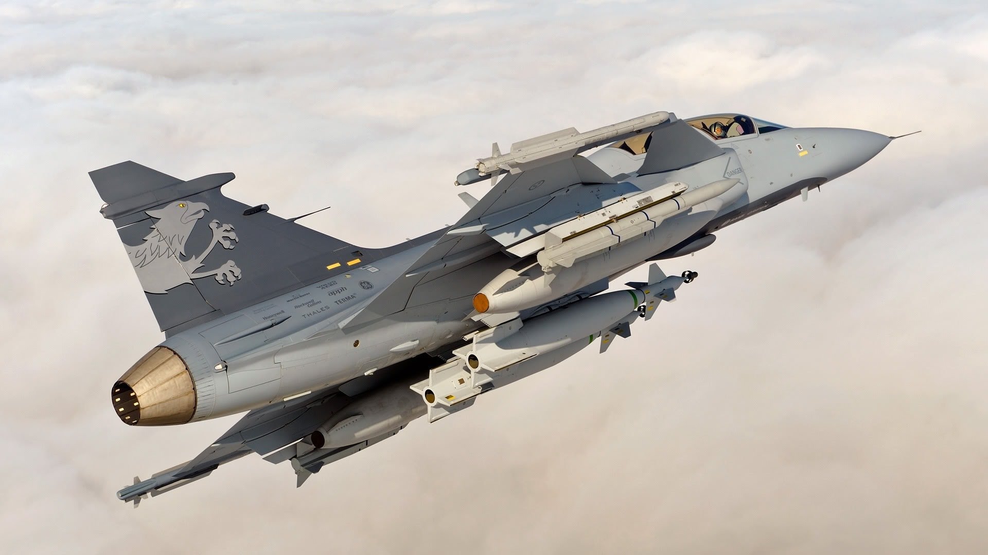 flugzeug kämpfer wolken höhe himmel saab jas gripen