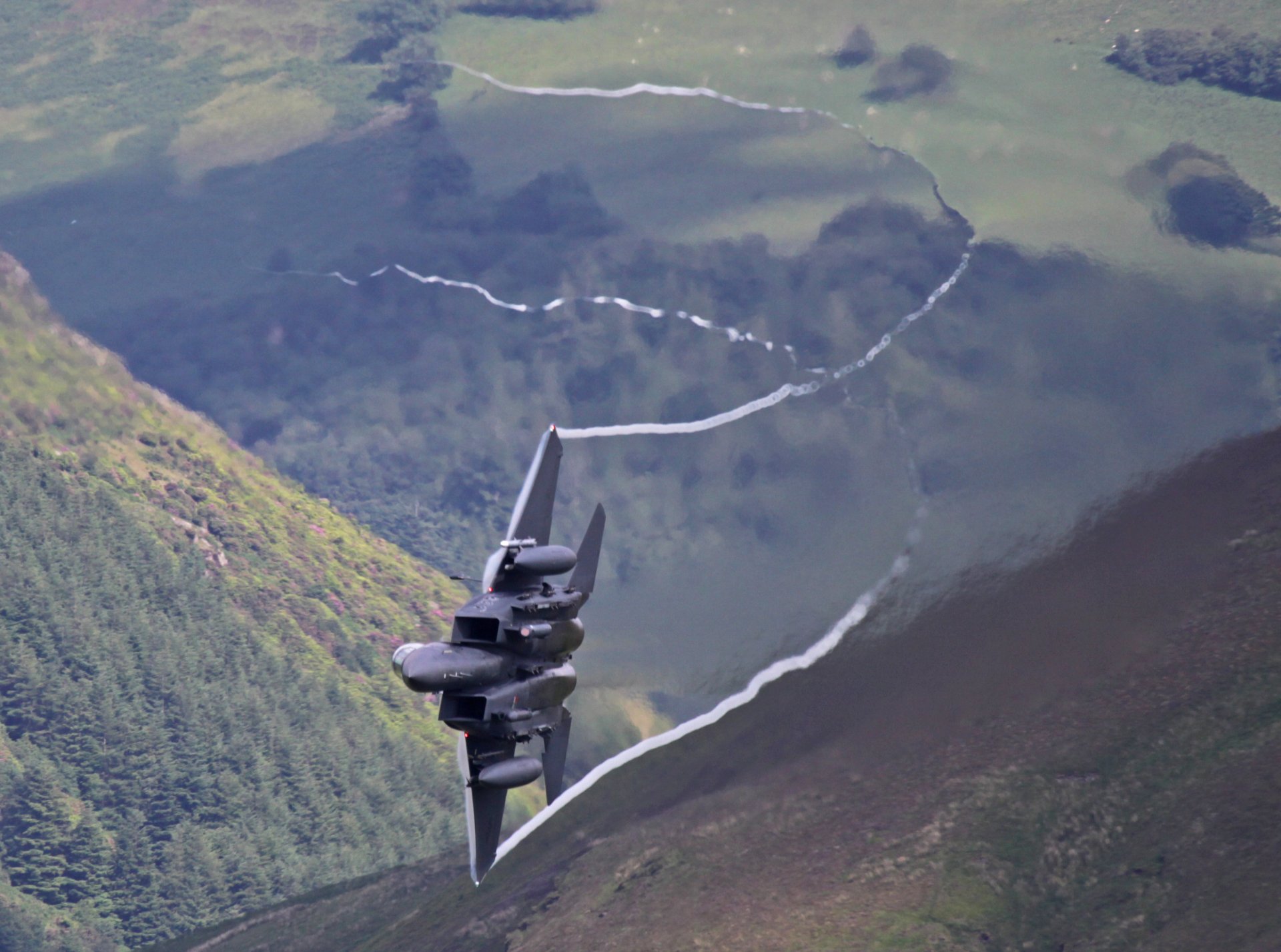 aviación f15creatingturbulence onda aire