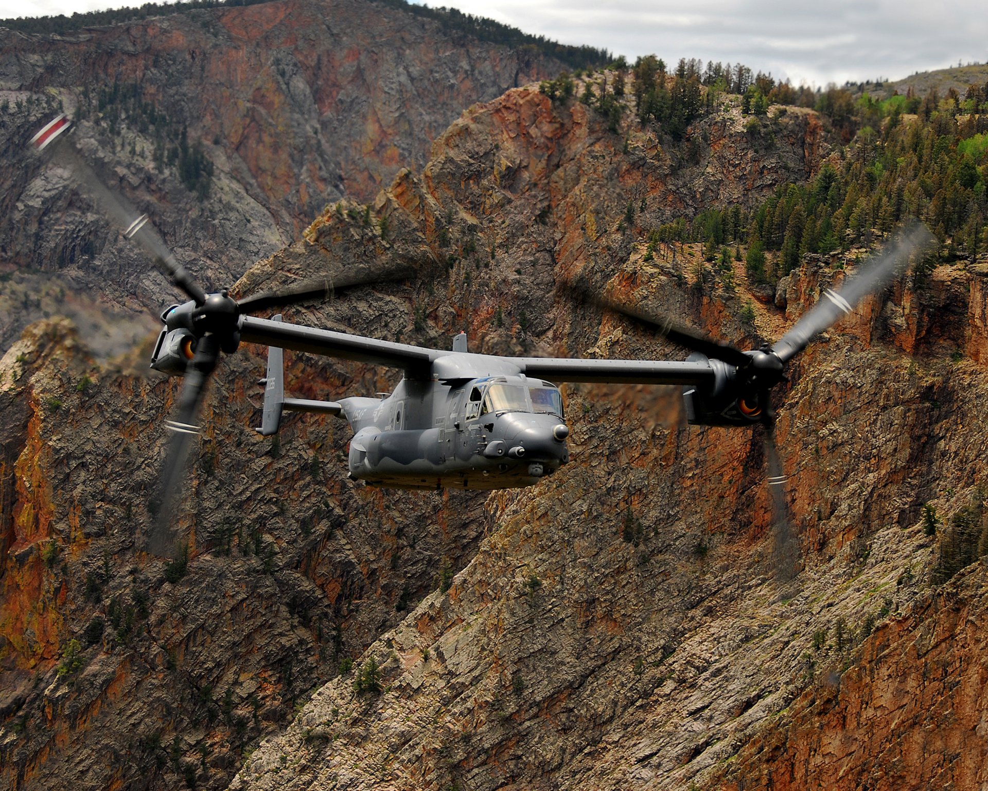 montaña avión usaf v-22 osprey convertoplane