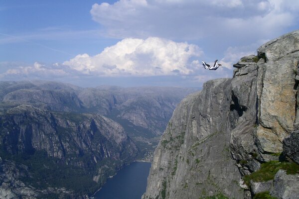 Salto al abismo . Inspiración para siempre