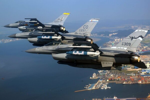 Fighters prepare for the military parade