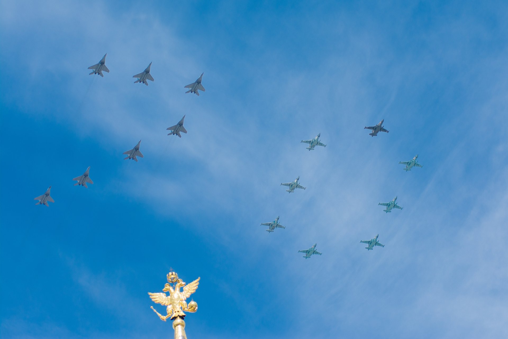 giorno della vittoria festa cielo combattenti