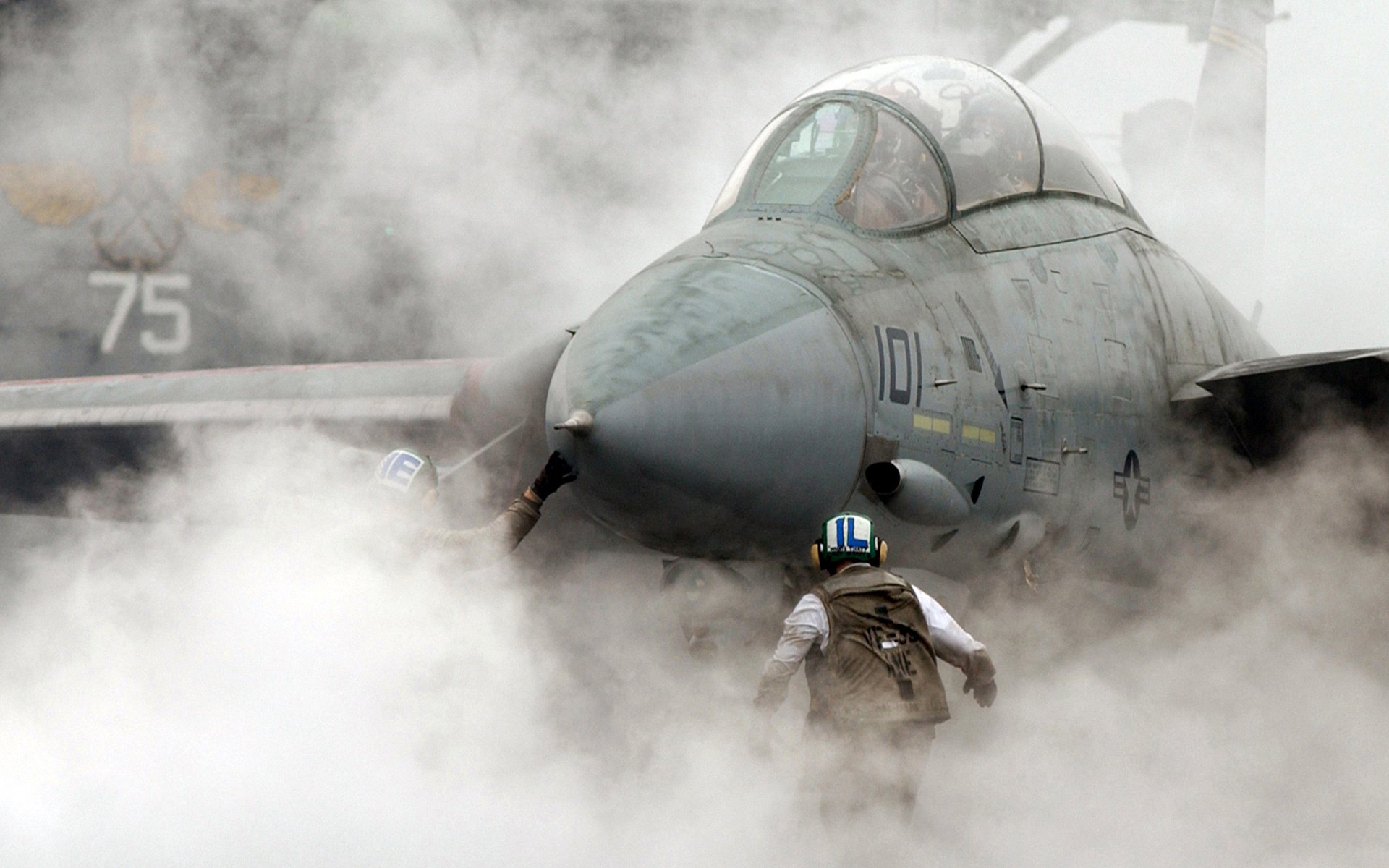 fighter smoke the carrier