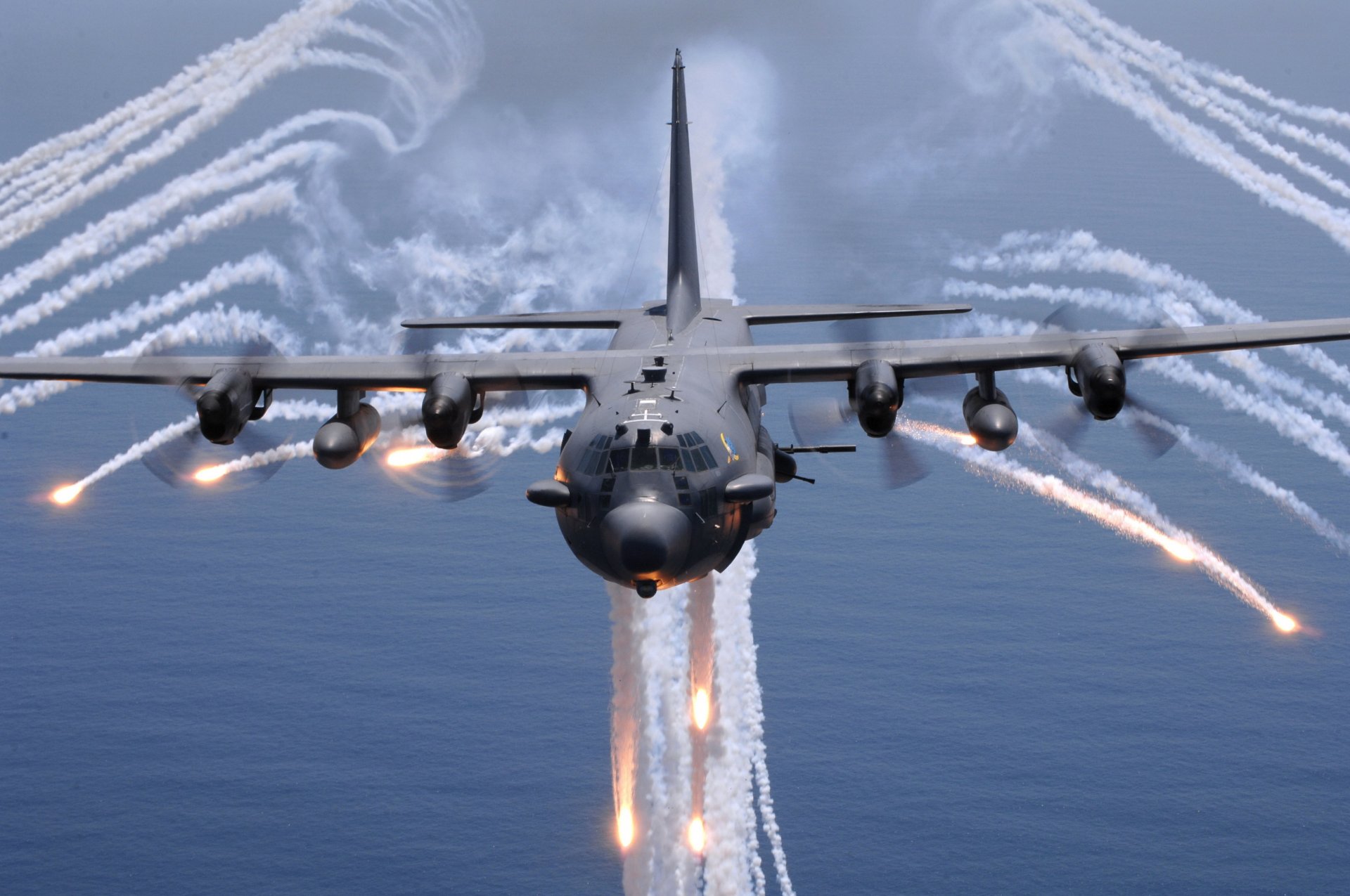 aereo mare fuoco lockheed - 130h ac spectre