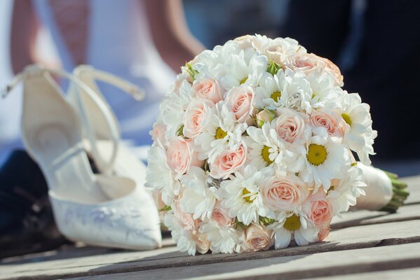 Beautiful wedding bouquet of roses