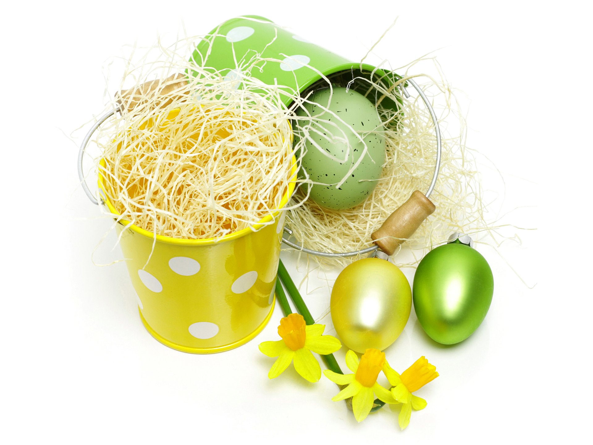 holidays easter daffodils eggs straw photo