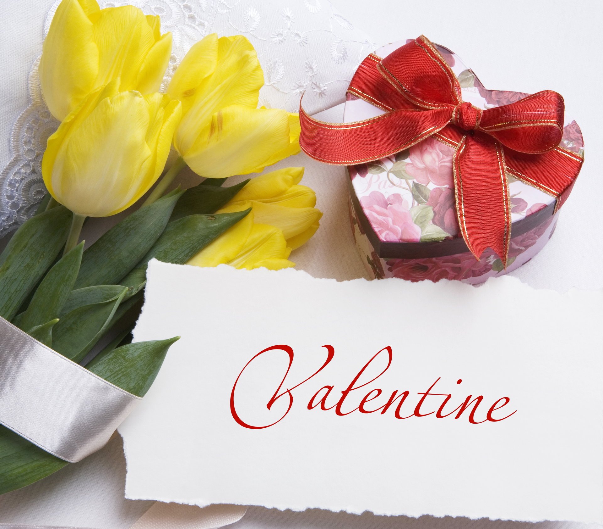 holiday valentine s day tulips yellow gifts bow flower photo