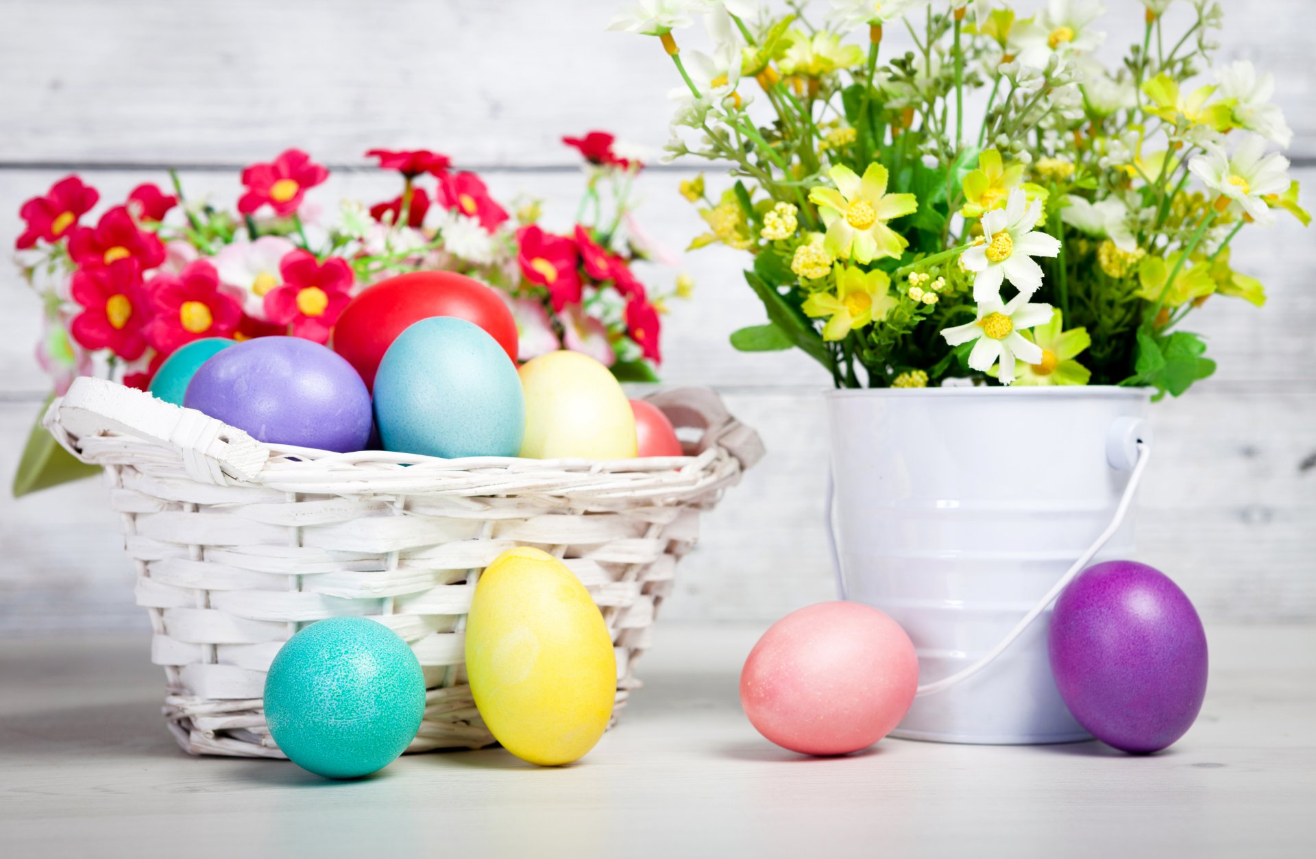 easter eggs flowers multicolored