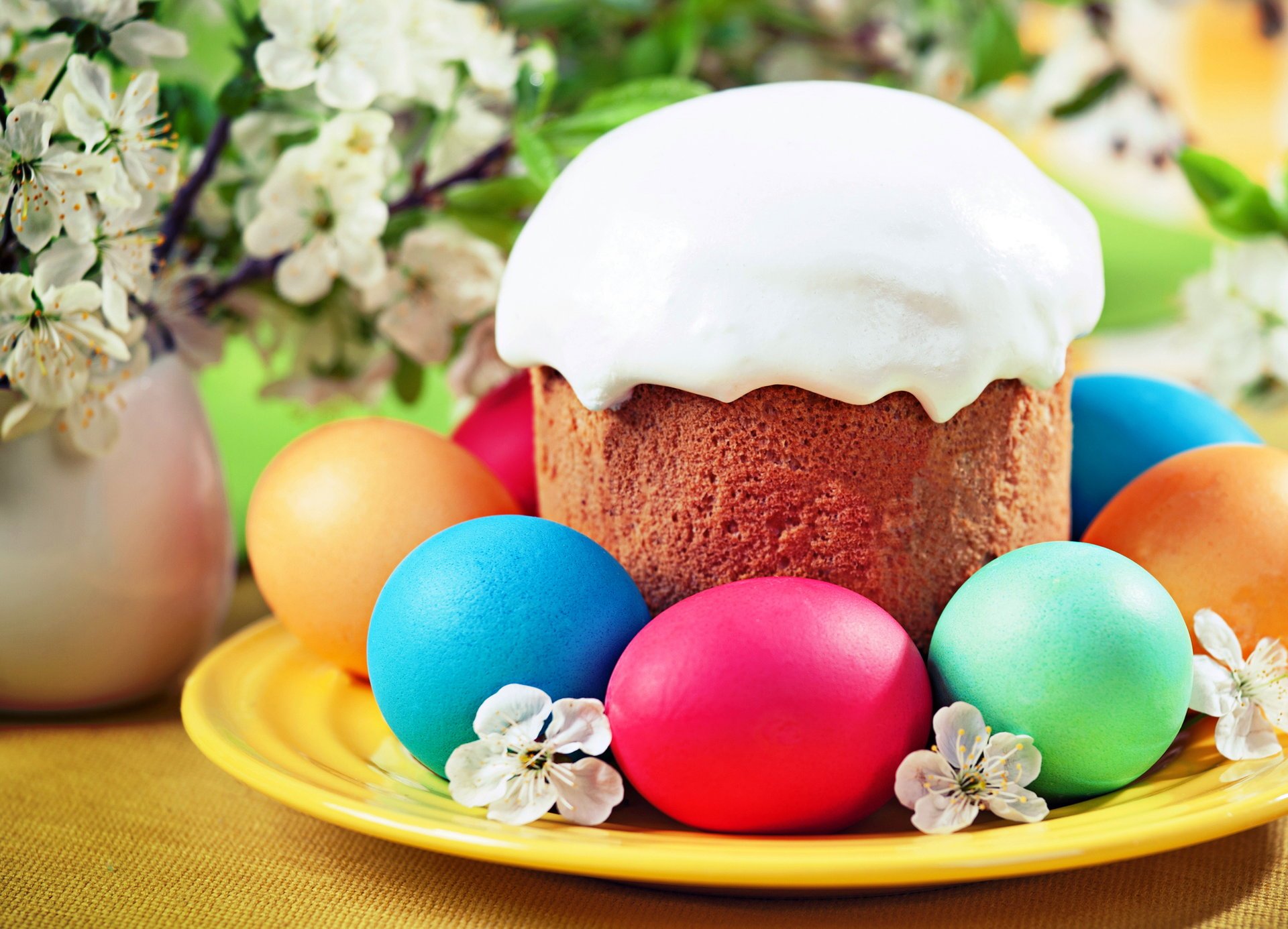 pâques oeufs gâteau glaçage fleurs printemps