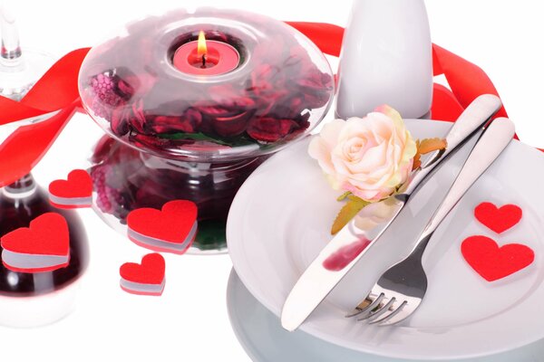 Ustawienie stołu na romantyczną kolację