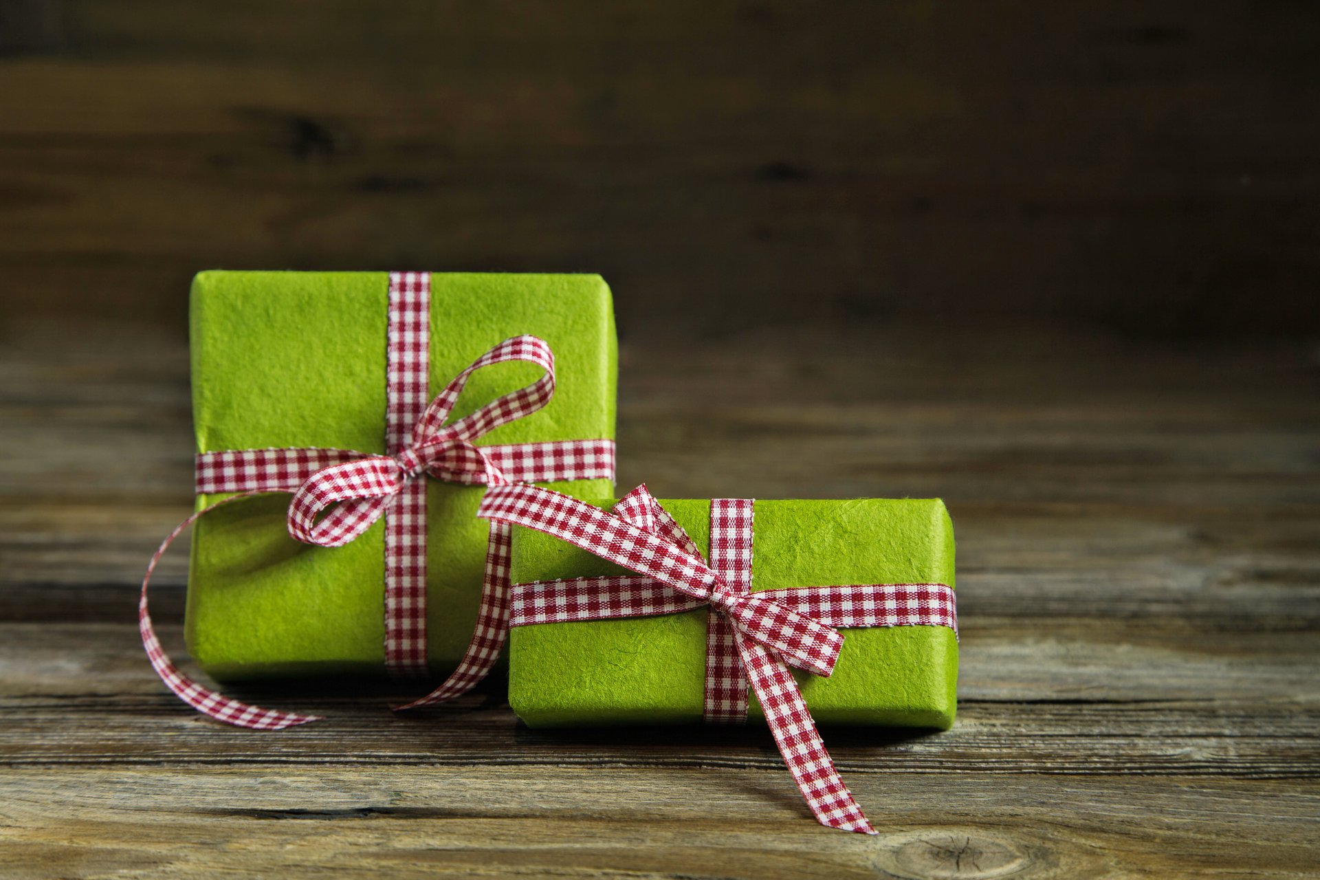 gifts box bow belt wood lace