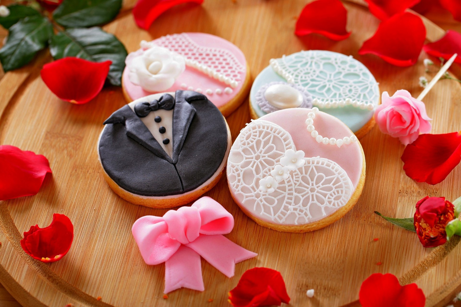 wedding petals holiday dessert cookies flower rose holiday rose food sweet