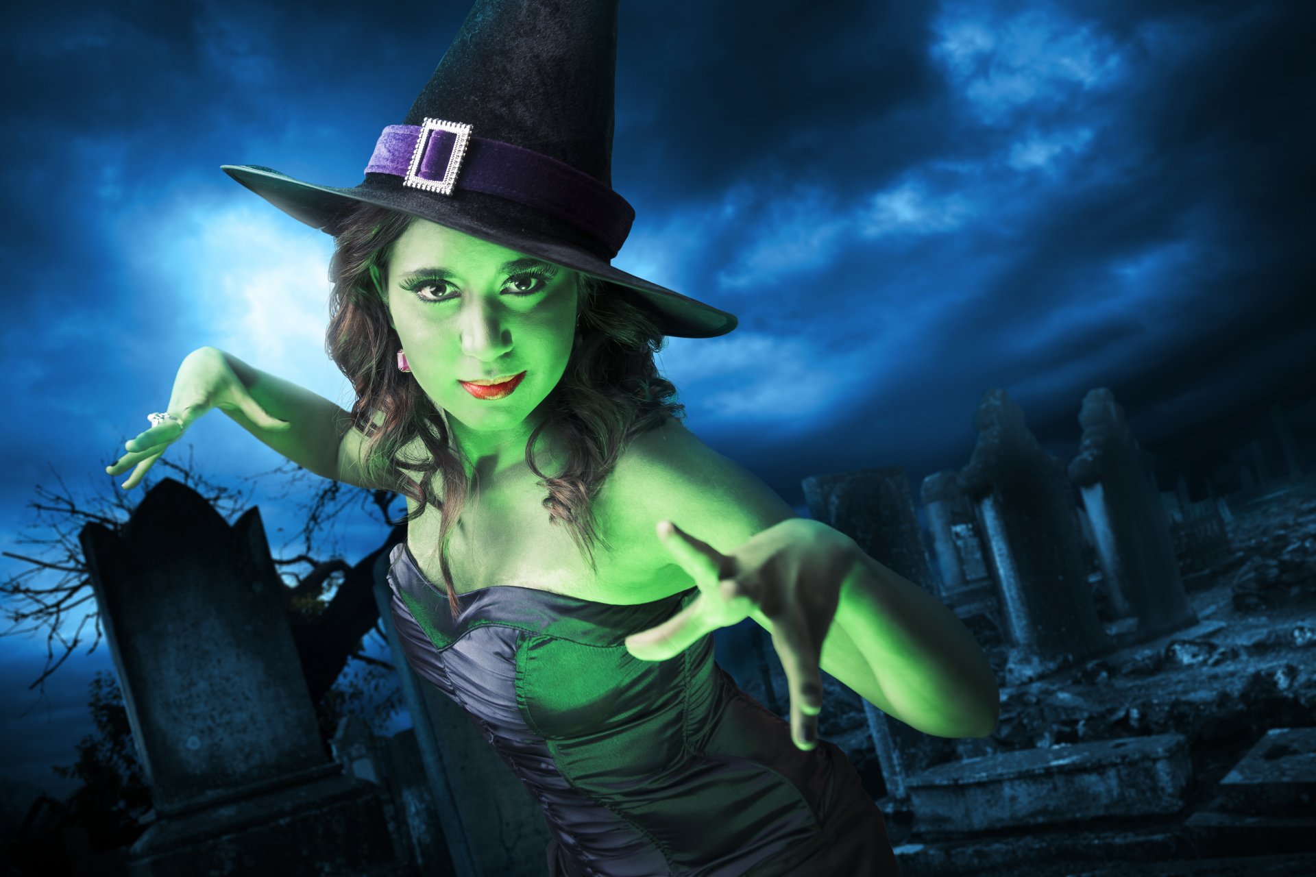 fiesta halloween cementerio chica bruja