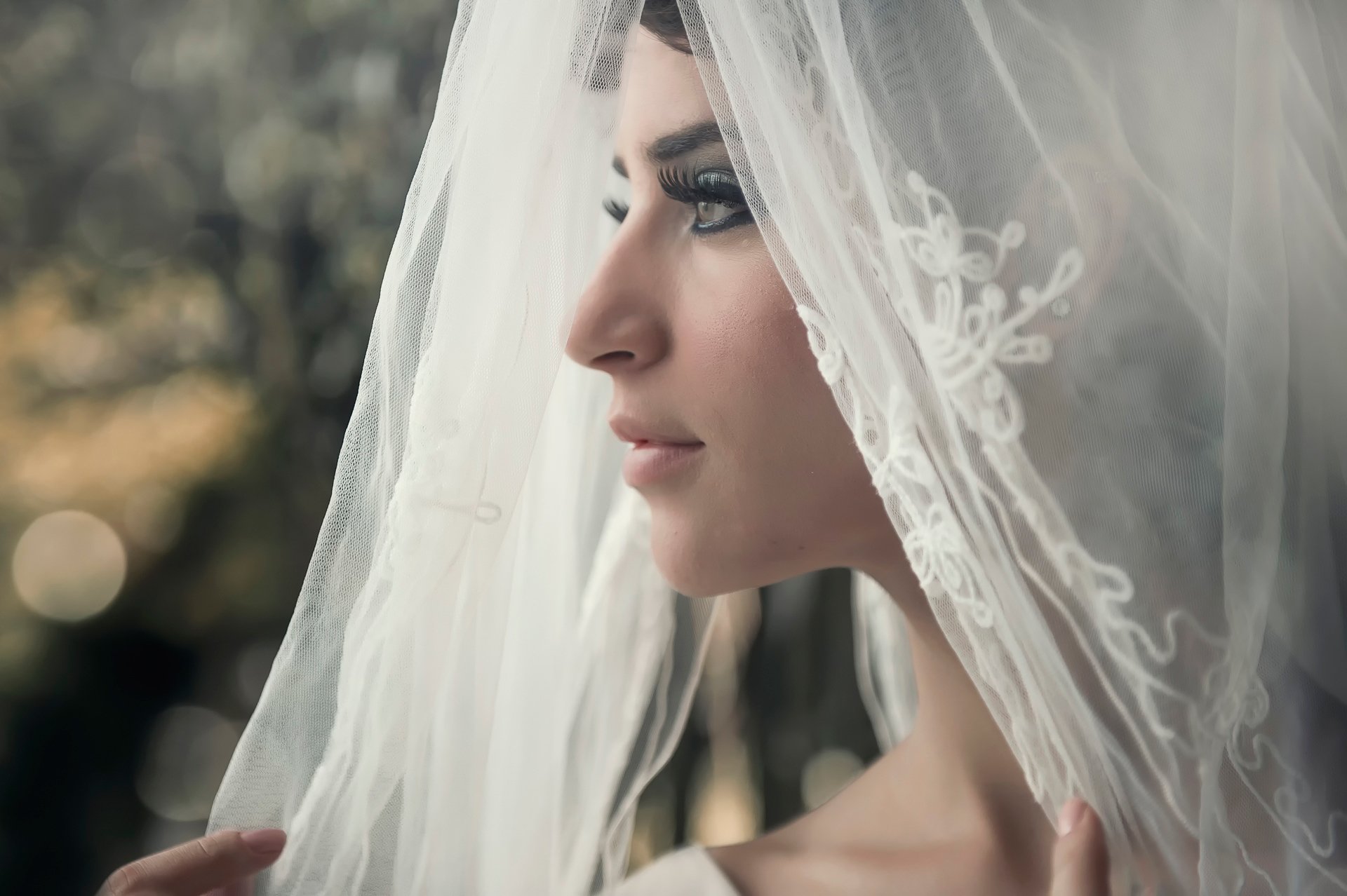 matrimonio sposa ritratto velo profilo