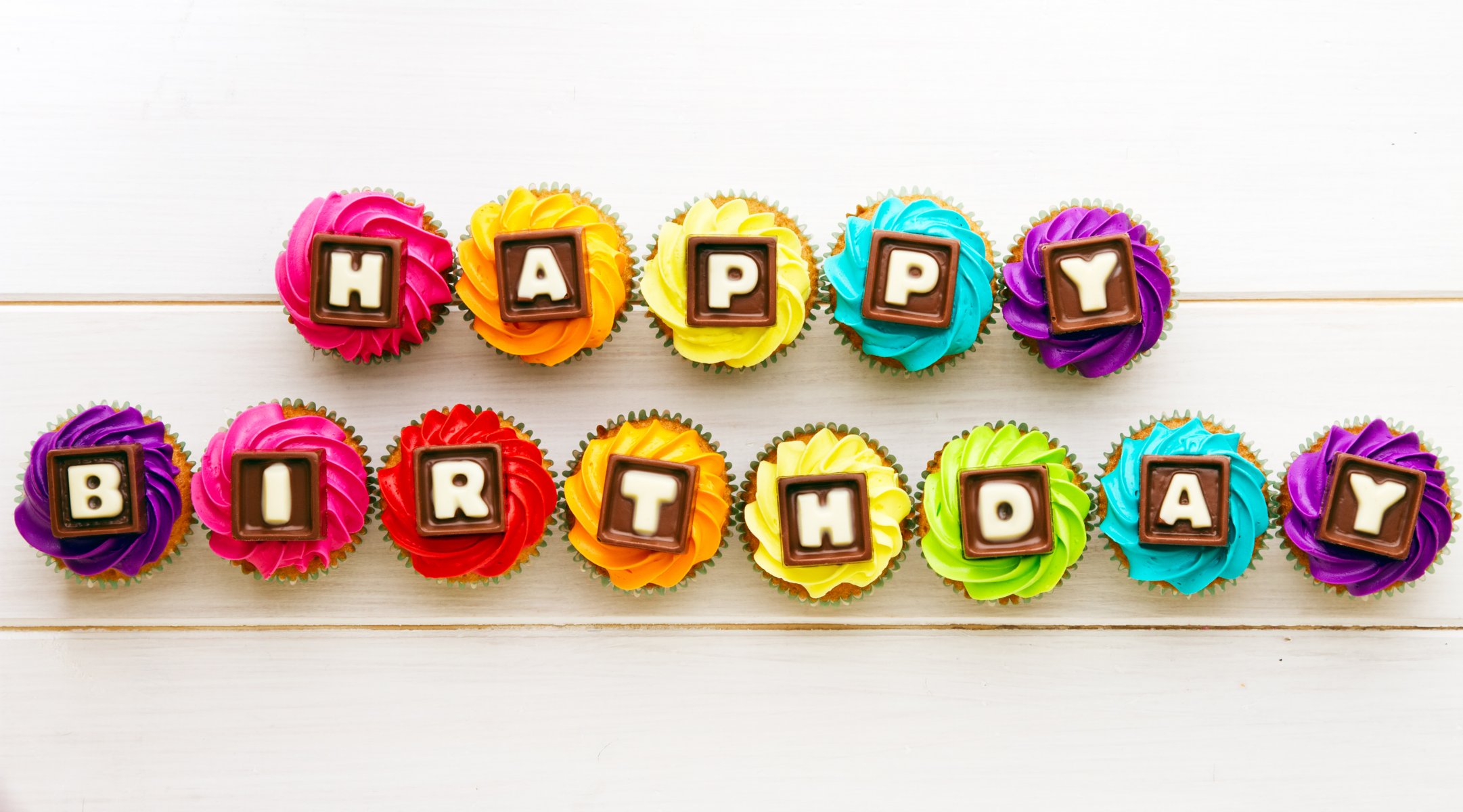 happy birthday cupcake