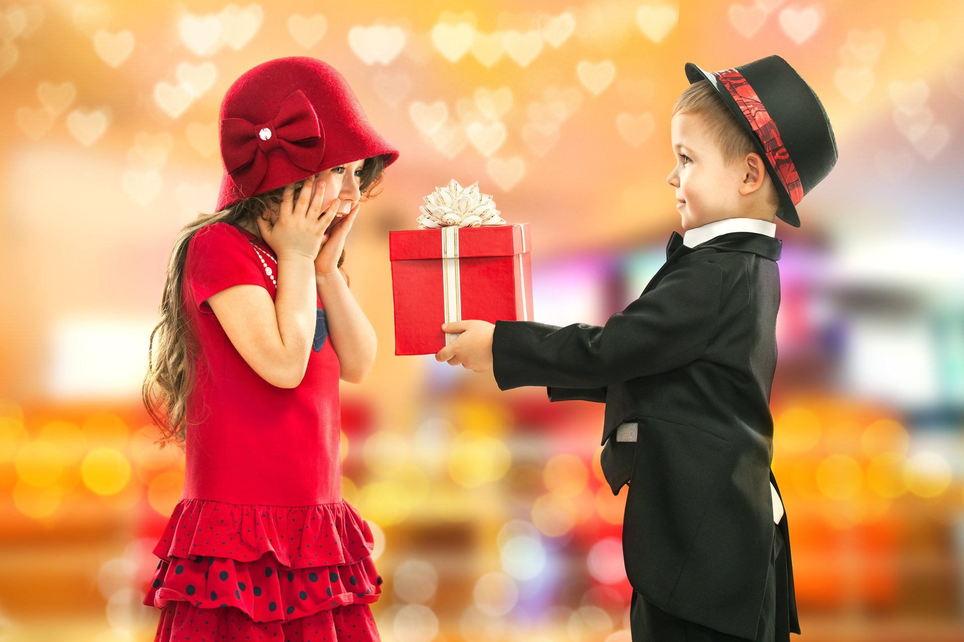 enfants fille garçon petite dame gentleman cadeau anniversaire