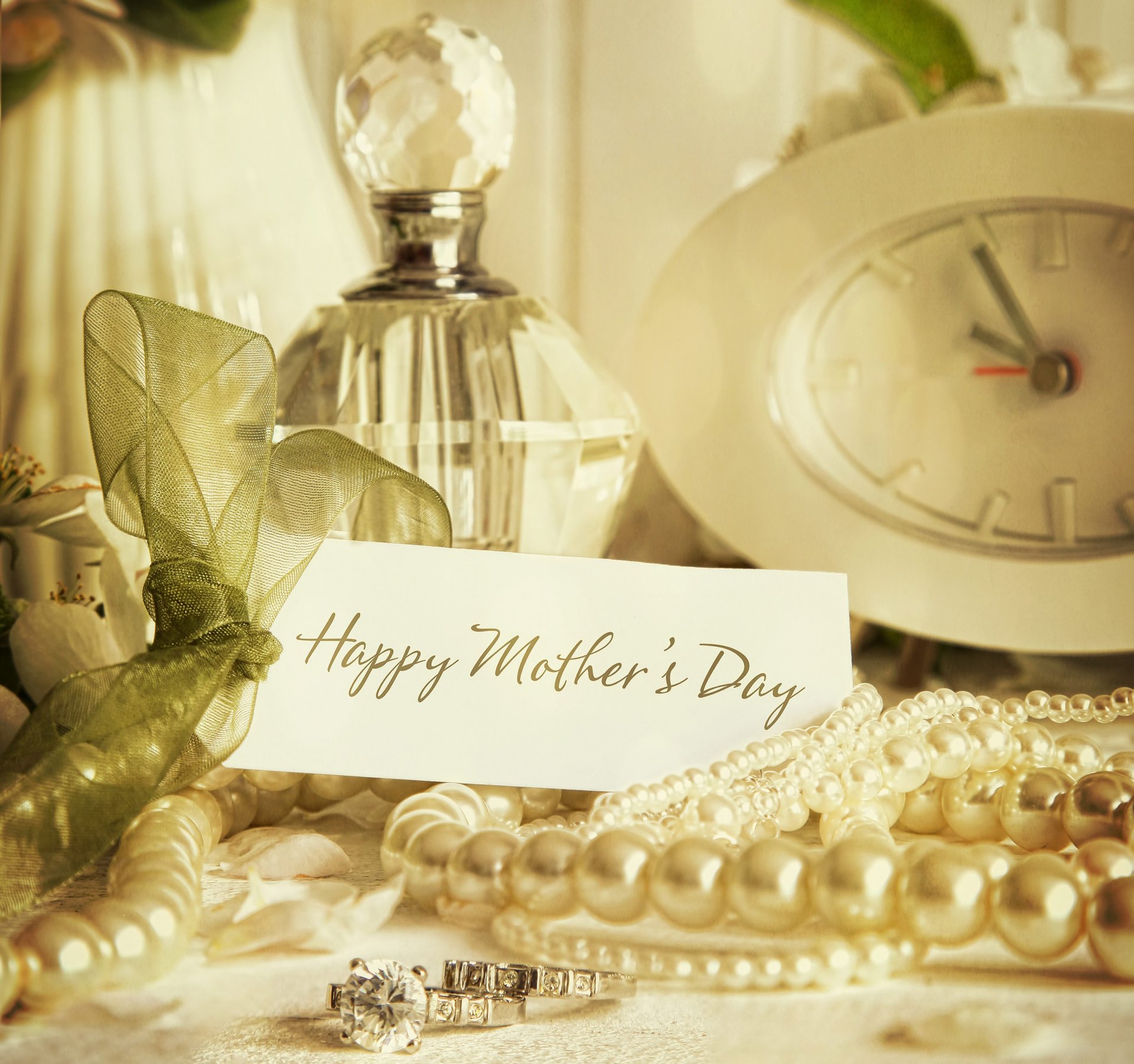 día de la madre felicitación perfume perlas reloj