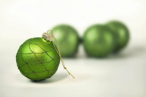 Emerald Christmas Tree toys with silver threads