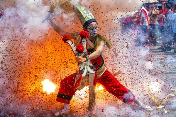 Folk New Year s Dance in Taiwan