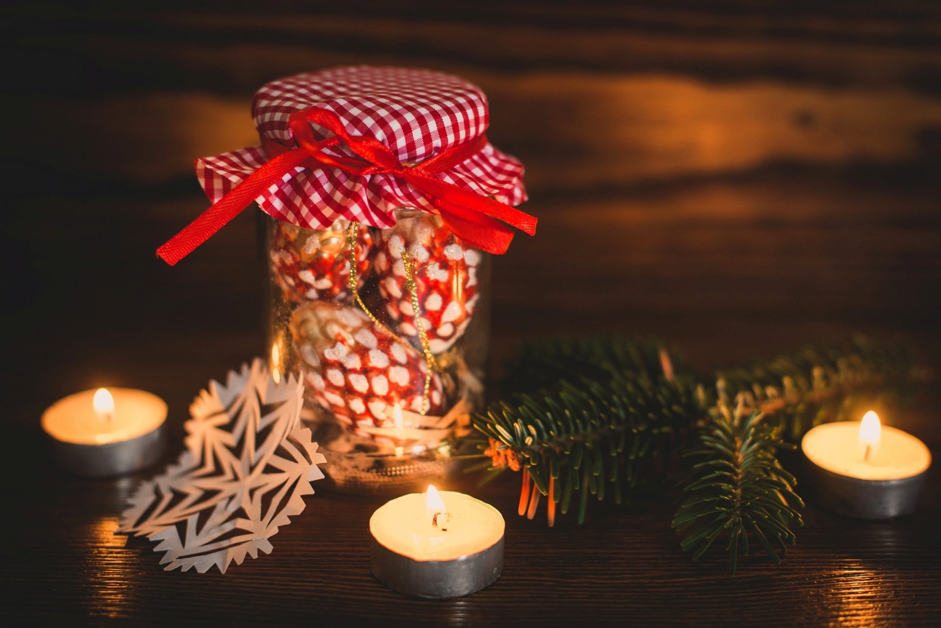 candele vaso vaso giocattoli ramo ramoscello abete rosso fiocco di neve inverno vacanze