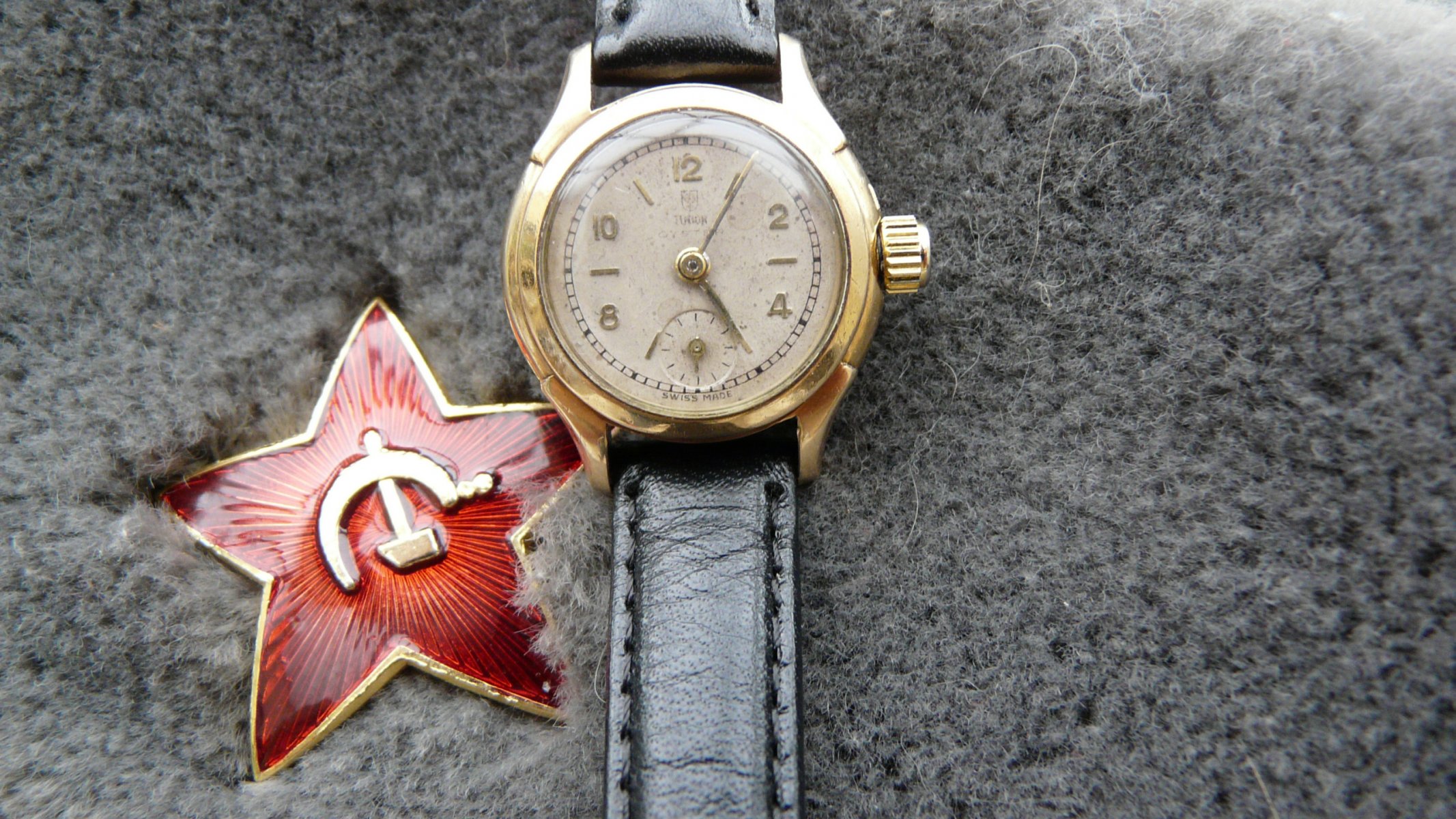 May 9 victory day holiday star red hammer and sickle watch wrist swiss trophy red swiss trophy background wallpaper widescreen fullscreen widescreen