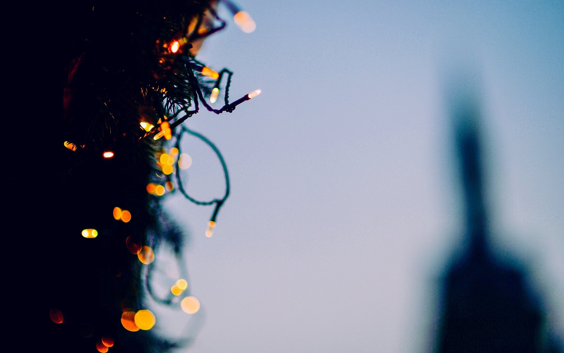 feiertage girlande weihnachtsbaum baum dekoration neujahr lichter unschärfe bokeh hintergrund tapete widescreen vollbild widescreen