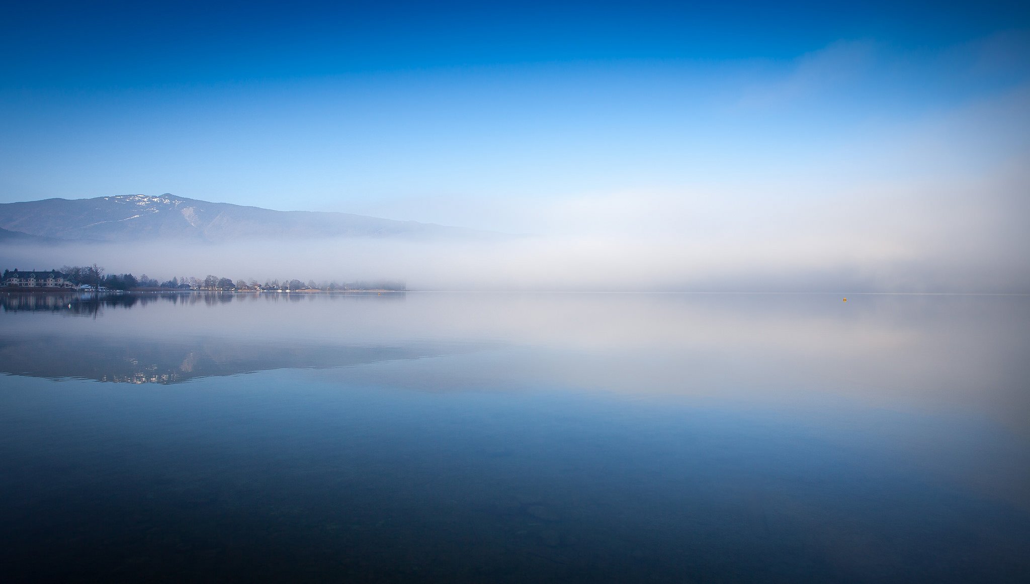 france lac annecy matin brouillard ciel