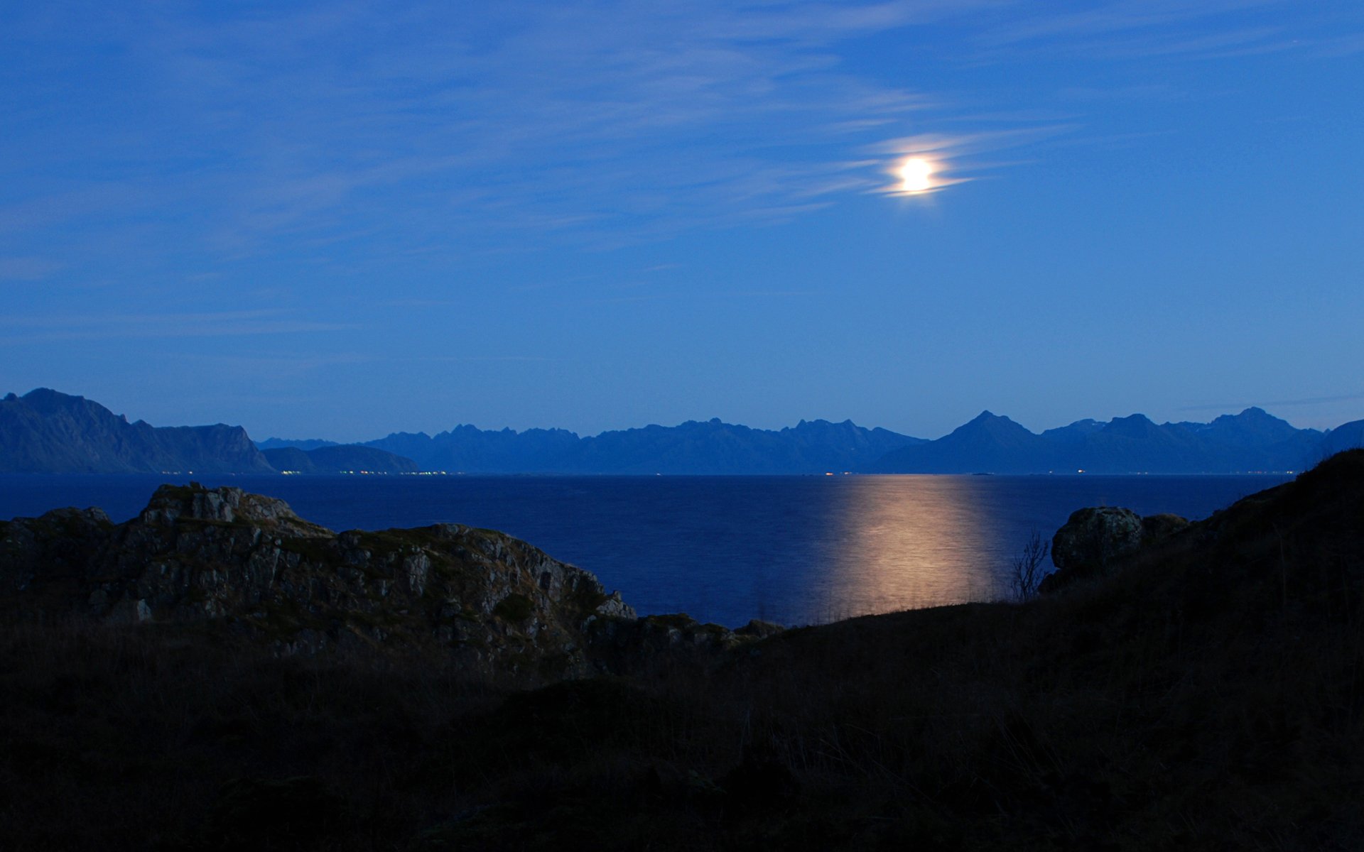 cielo luna montagne lago notte