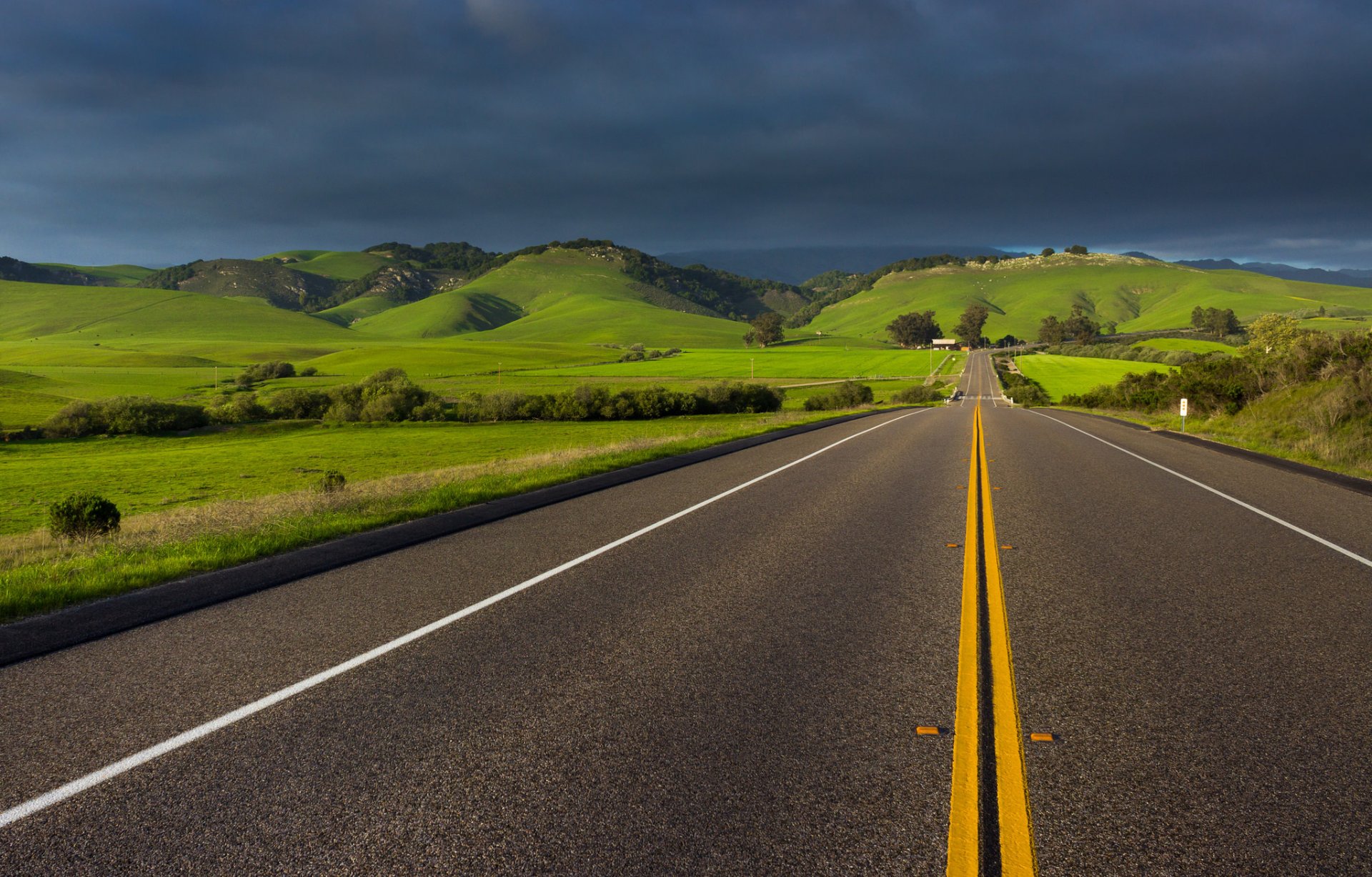 stati uniti stato california primavera aprile strada cielo nuvole