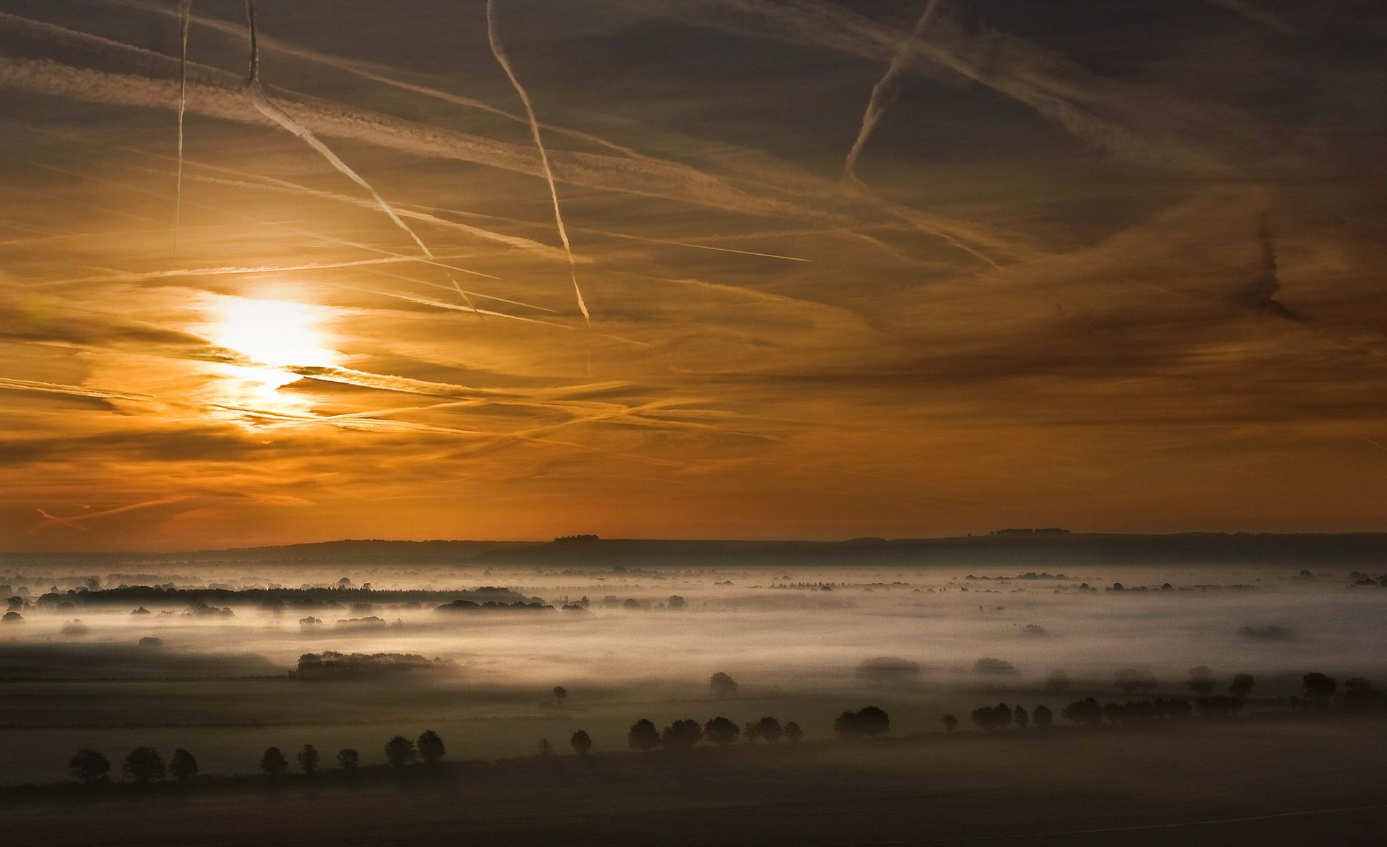 himmel wolken sonnenuntergang tal feld bäume nebel