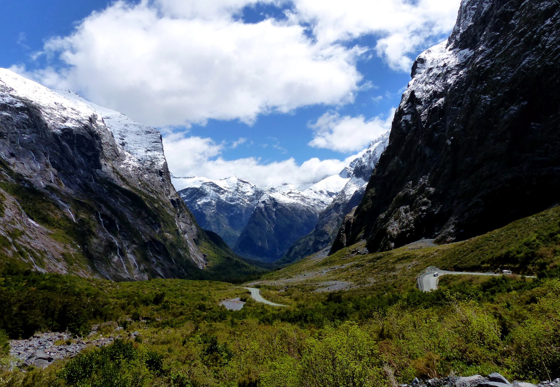 neuseeland park berge fjordland wolken gras natur foto