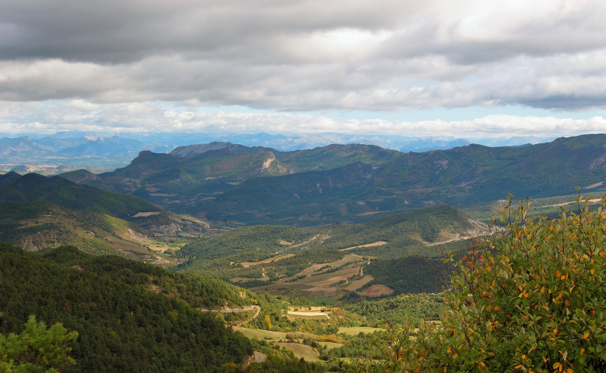 montañas francia paisaje cielo laborelle arriba nubes alpes naturaleza foto