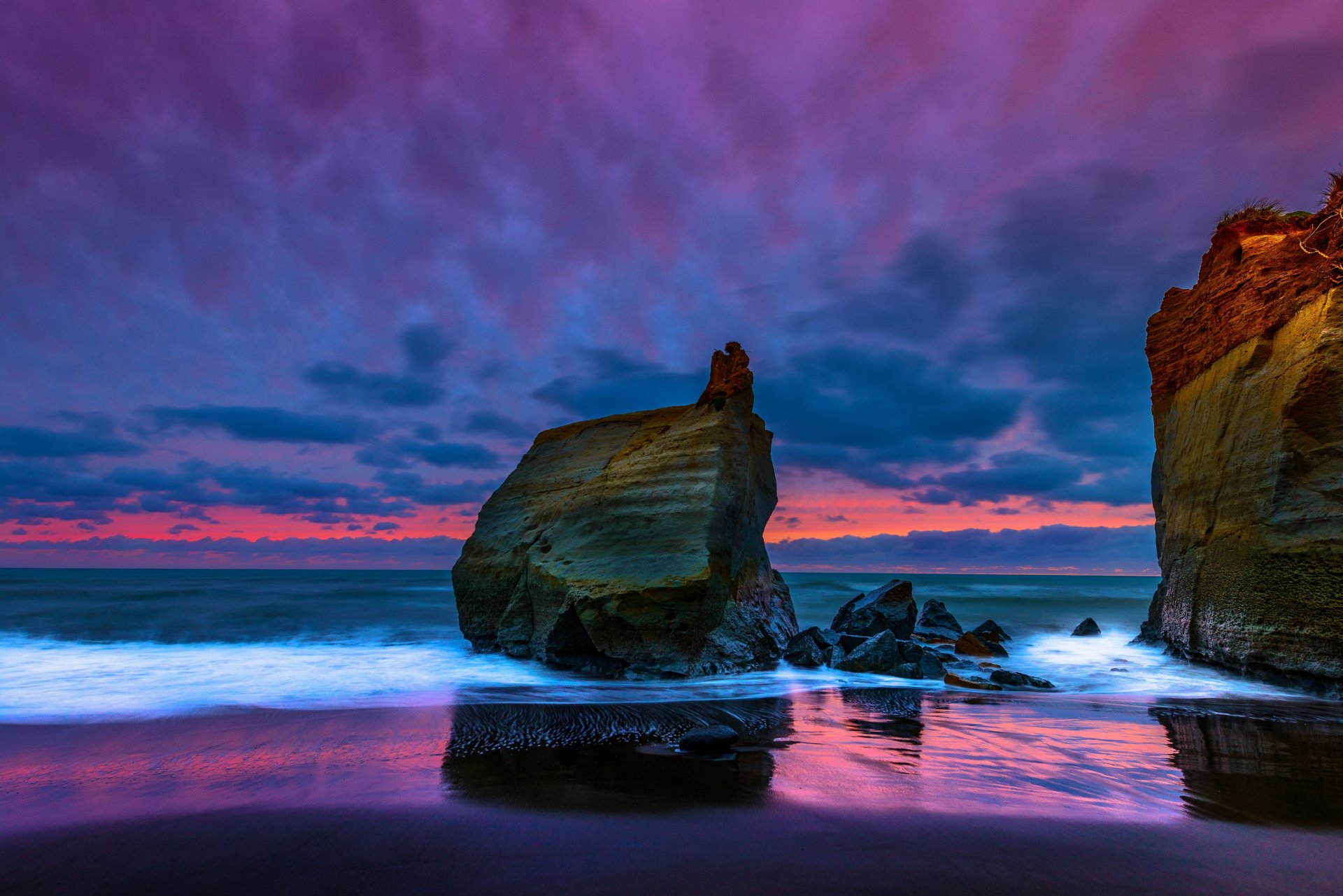 waipipi playa taranaki nueva zelanda mar de tasmania mar de tasmania mar rocas puesta de sol